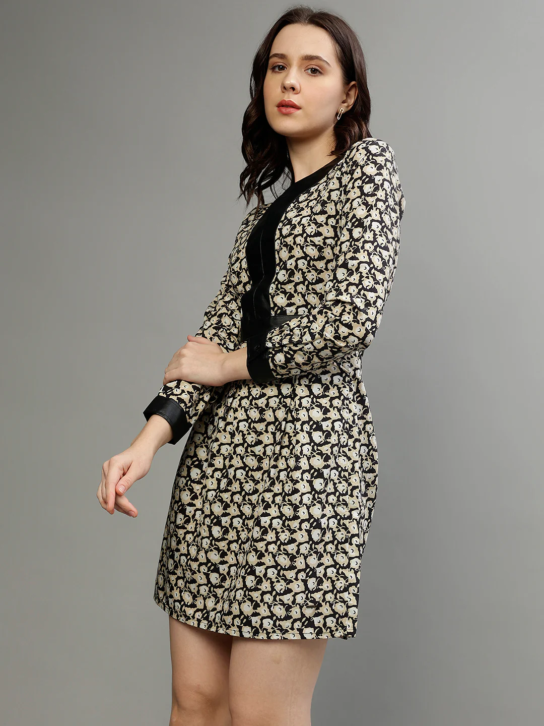 Elle Women Beige Printed Round Neck Full Sleeves Fit And Flare Dress - Image 2