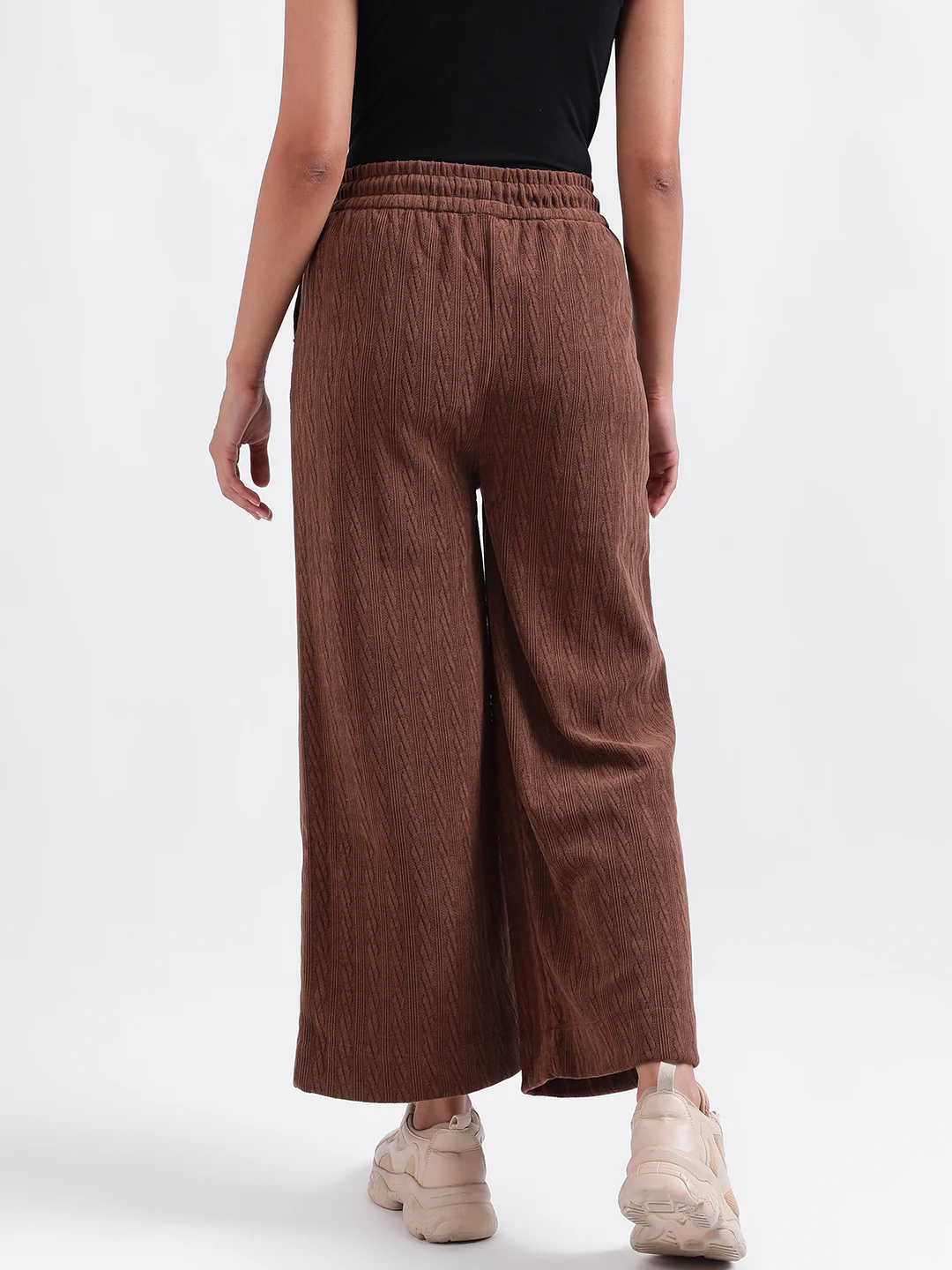 Elle Women Brown Solid Relaxed Fit Sweatpant - Image 4