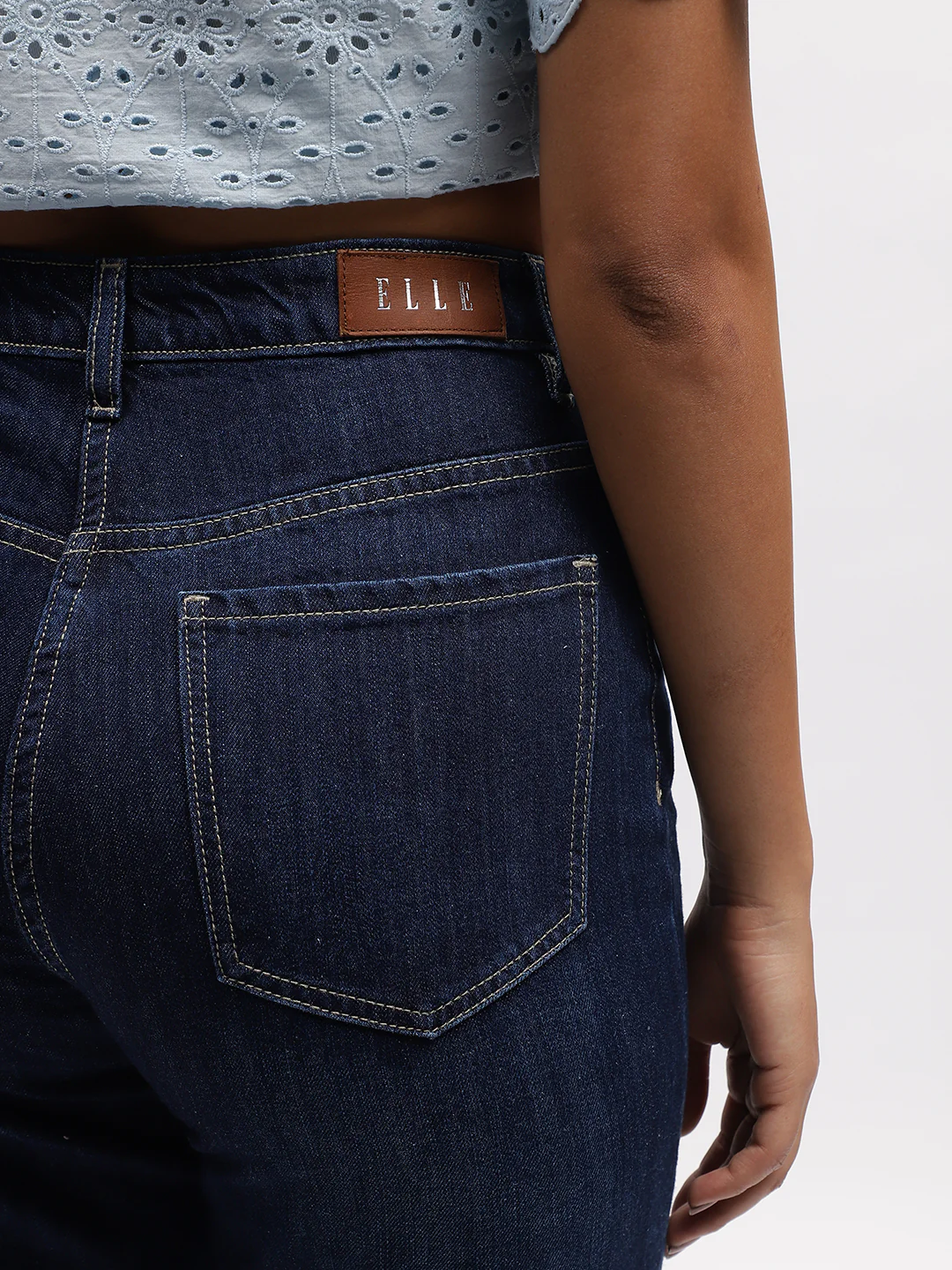Elle Women Blue Solid Straight Fit Jeans - Image 6