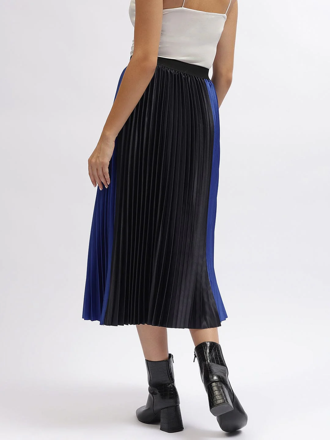Elle Women Blue Relaxed Fit Skirt - Image 3
