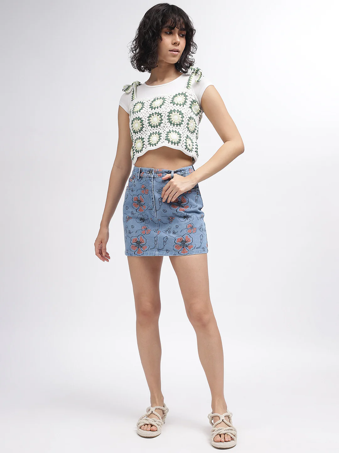 Elle Women Blue Printed Fitted Skirt - Image 4