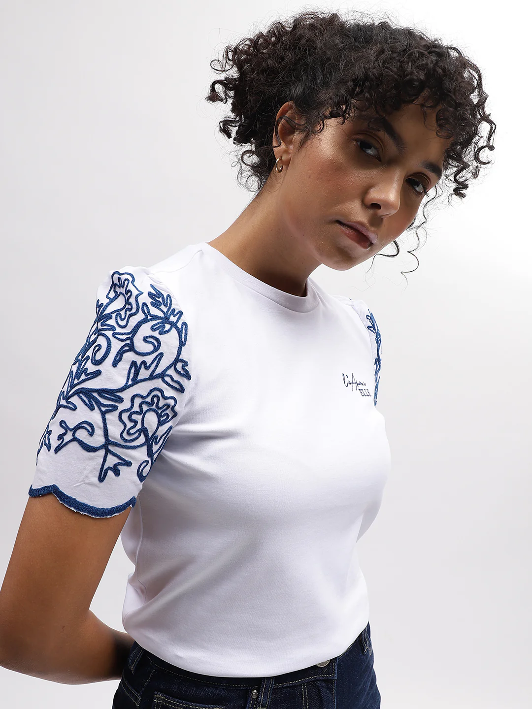 Elle Women White Solid Round Neck Short Sleeves Tshirt - Image 2