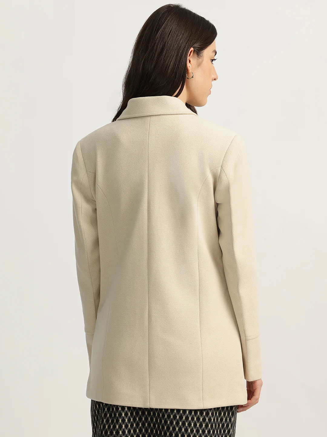 Elle Women Beige Solid Notched Collar Full Sleeves Overcoat - Image 3