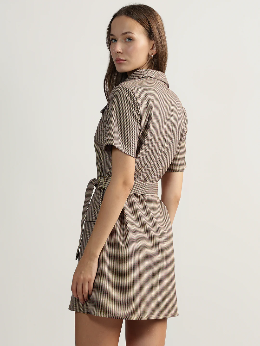 Elle Women Beige Checked Spread Collar Short Sleeves Belted Dress - Image 3