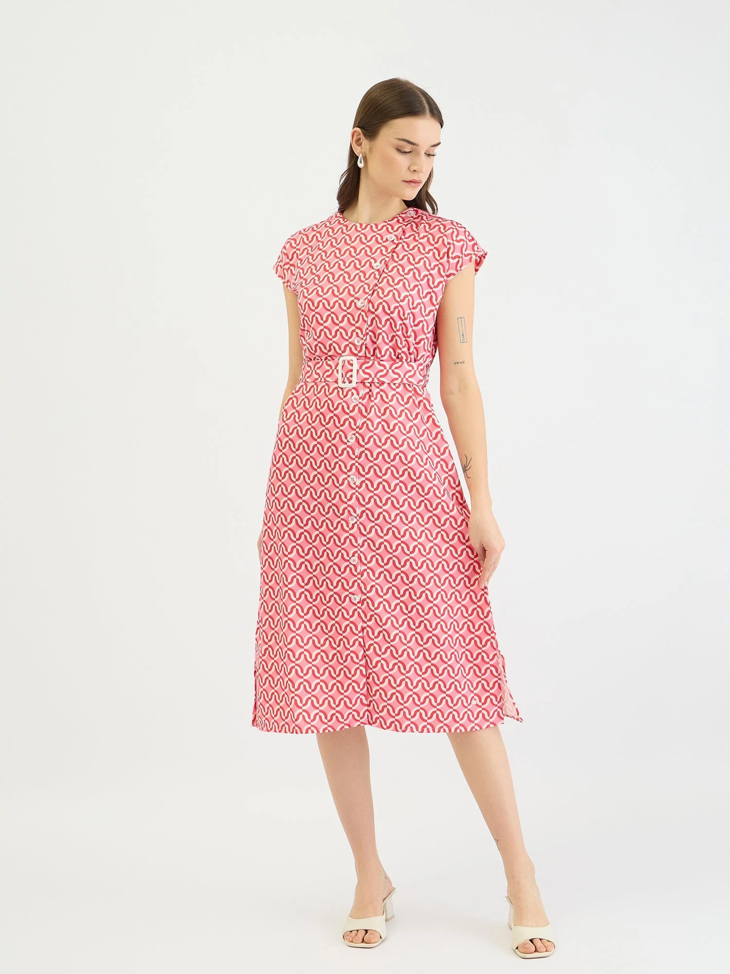 Elle Women Pink Printed Round Neck Dress - Image 2
