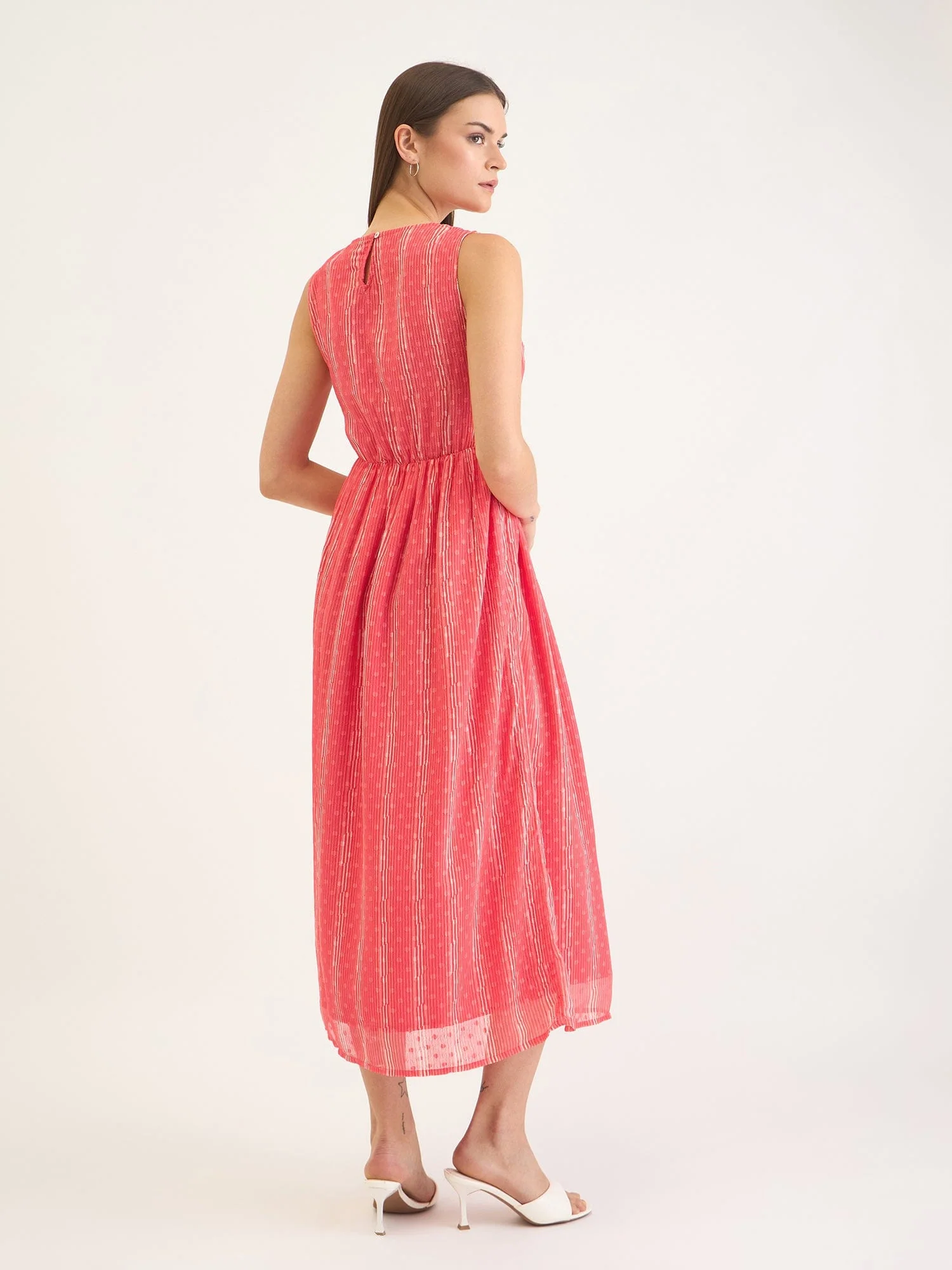 Elle Women Red Printed Round Neck Dress - Image 3