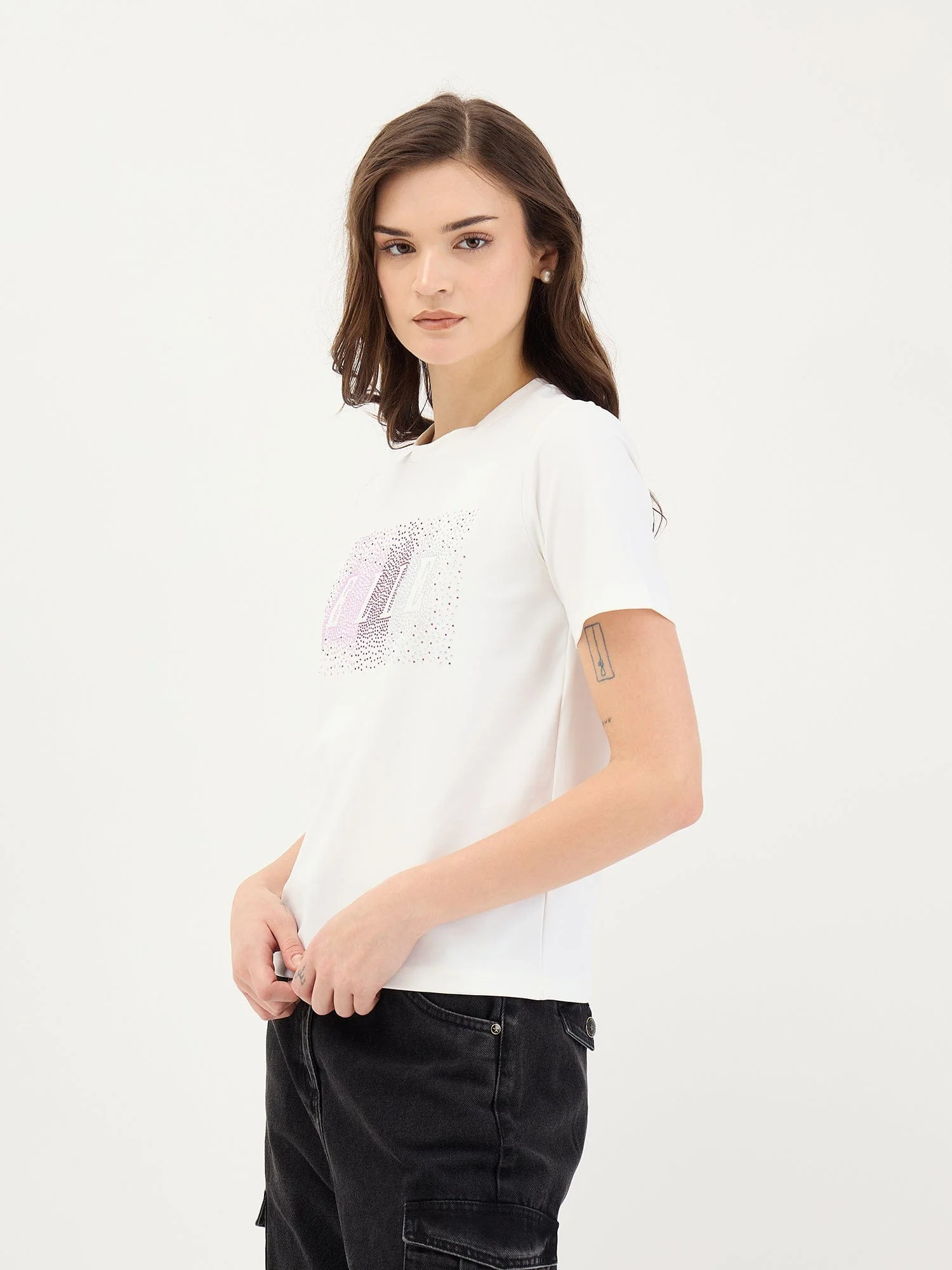 Elle Women White Solid Round Neck TShirt - Image 3