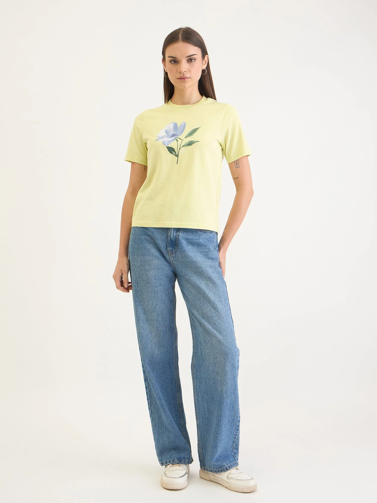 Elle Women Green Solid Crew Neck TShirt - Image 2