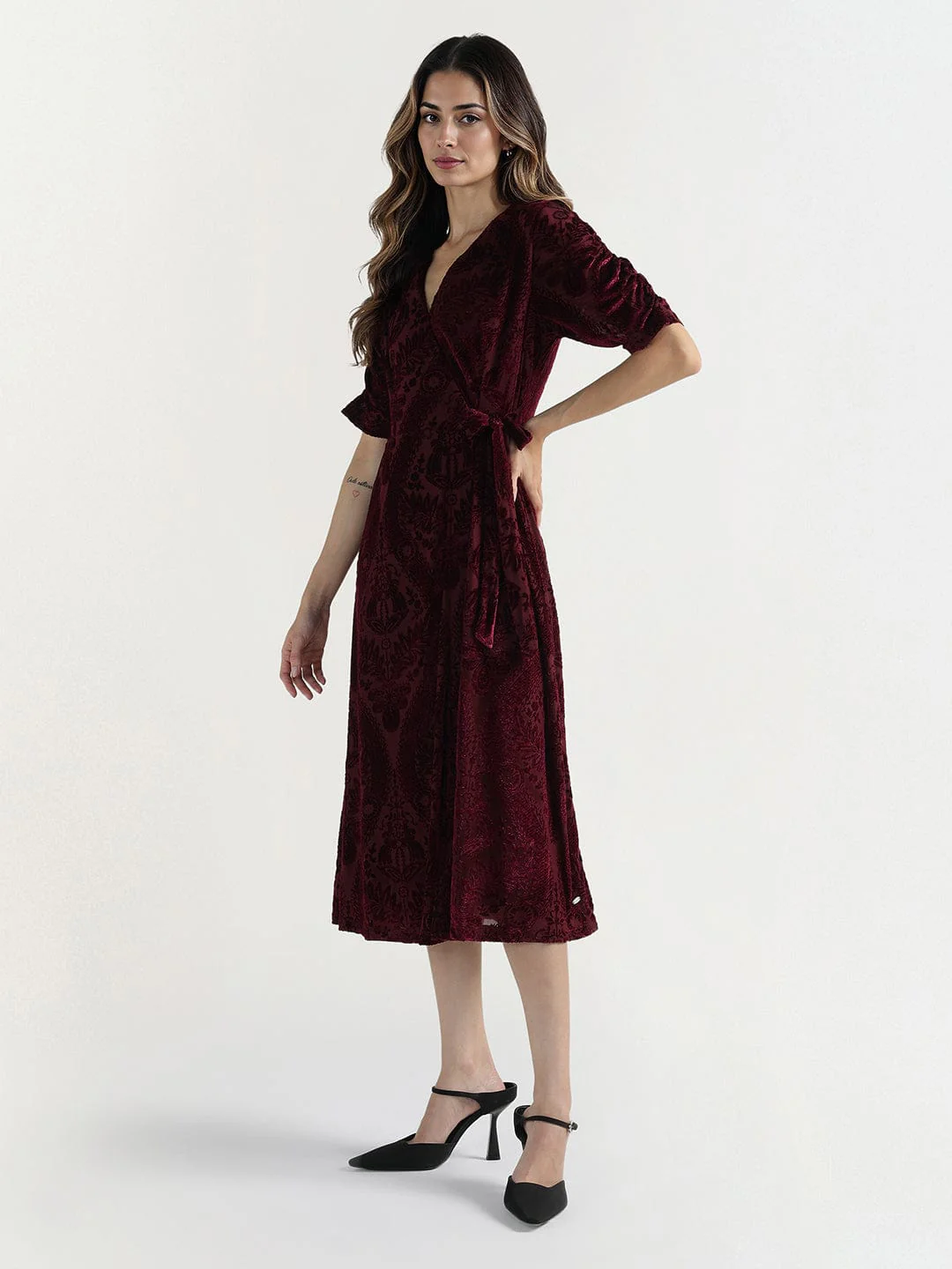 Elle Women Red Printed V Neck Dress - Image 2