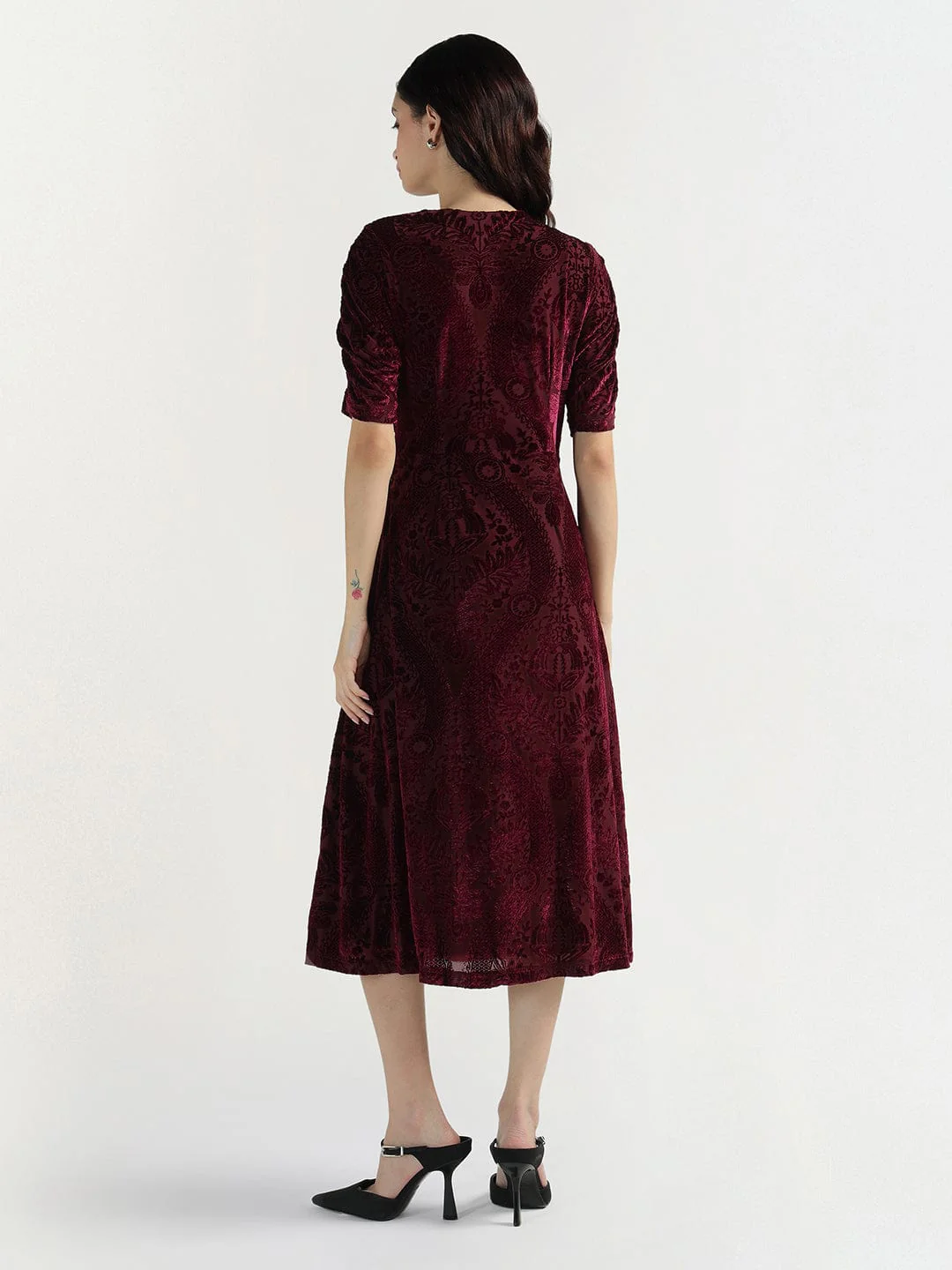 Elle Women Red Printed V Neck Dress - Image 5