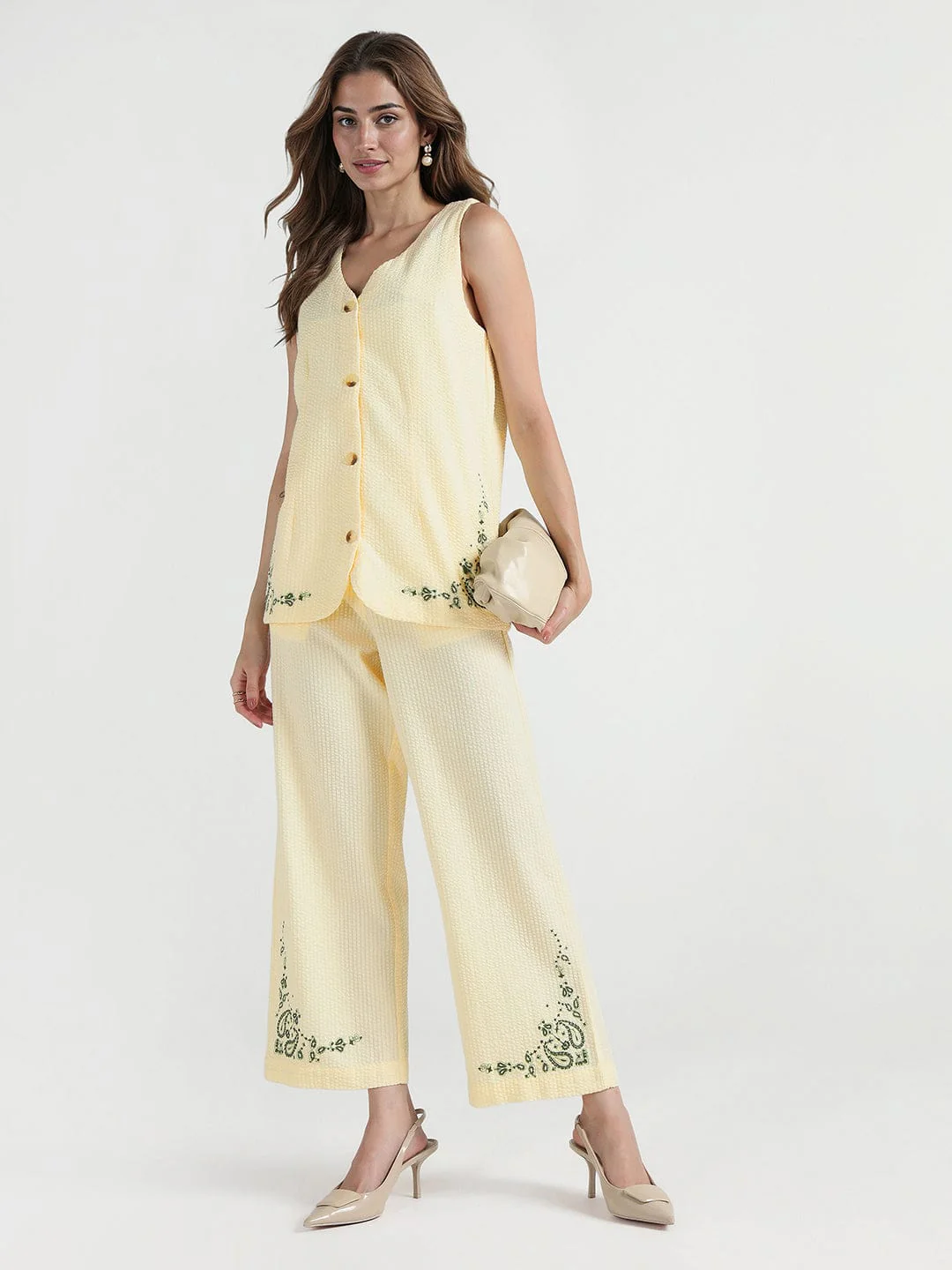 Elle Women Cream Regular Fit Embroidered Trouser - Image 2