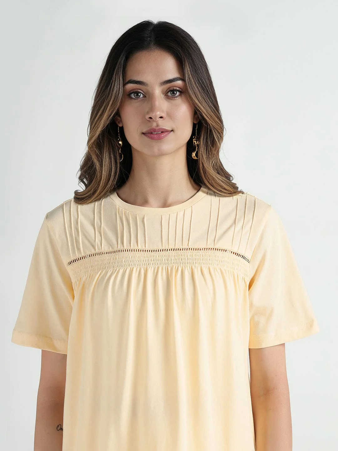 Elle Women Yellow Solid Round Neck Tshirt - Image 5