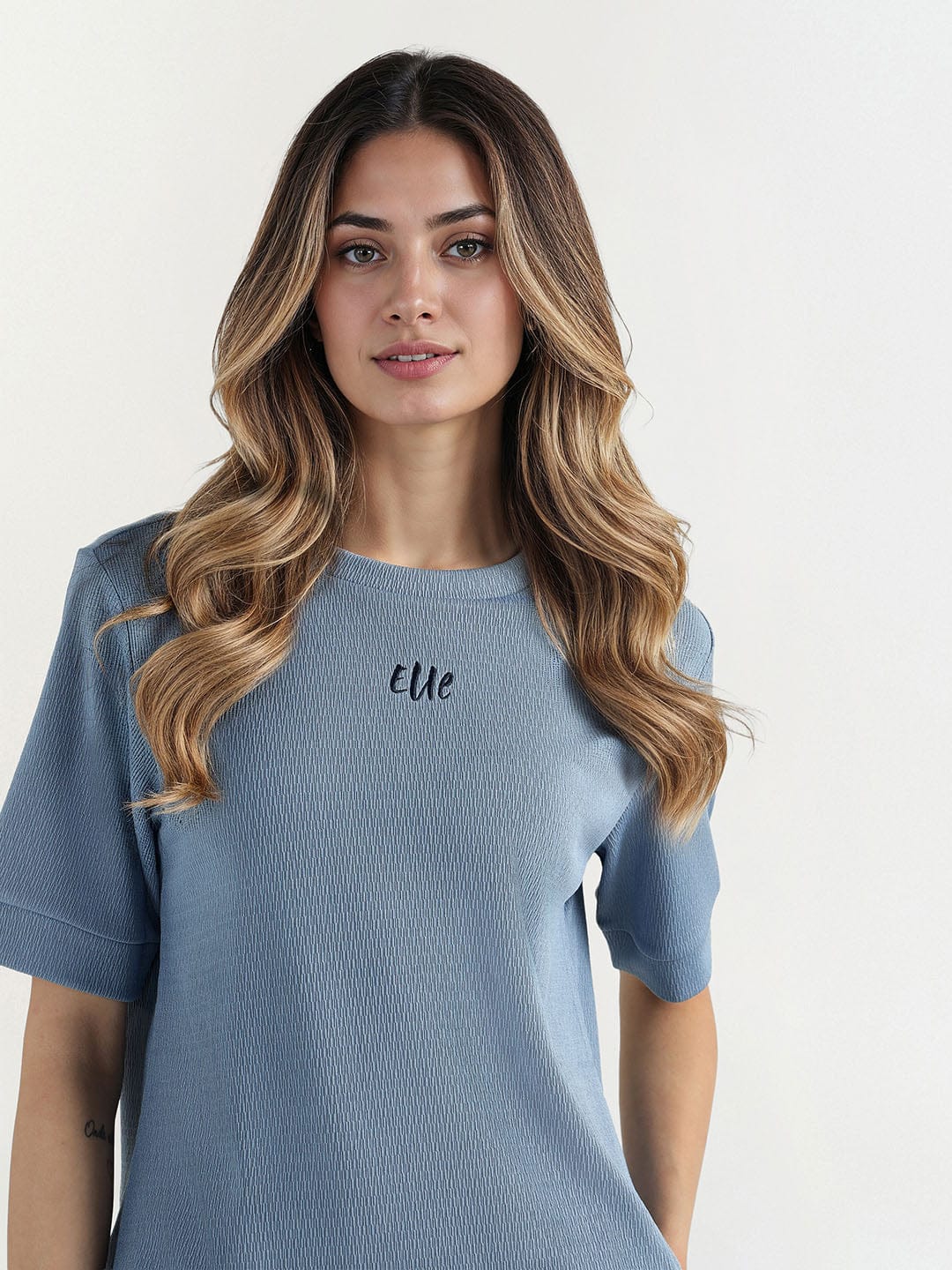 Elle Women Blue Textured Round Neck Tshirt - Image 4