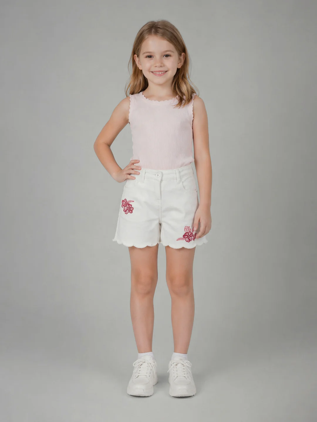 Elle Girls White Solid Regular Fit Shorts - Image 5