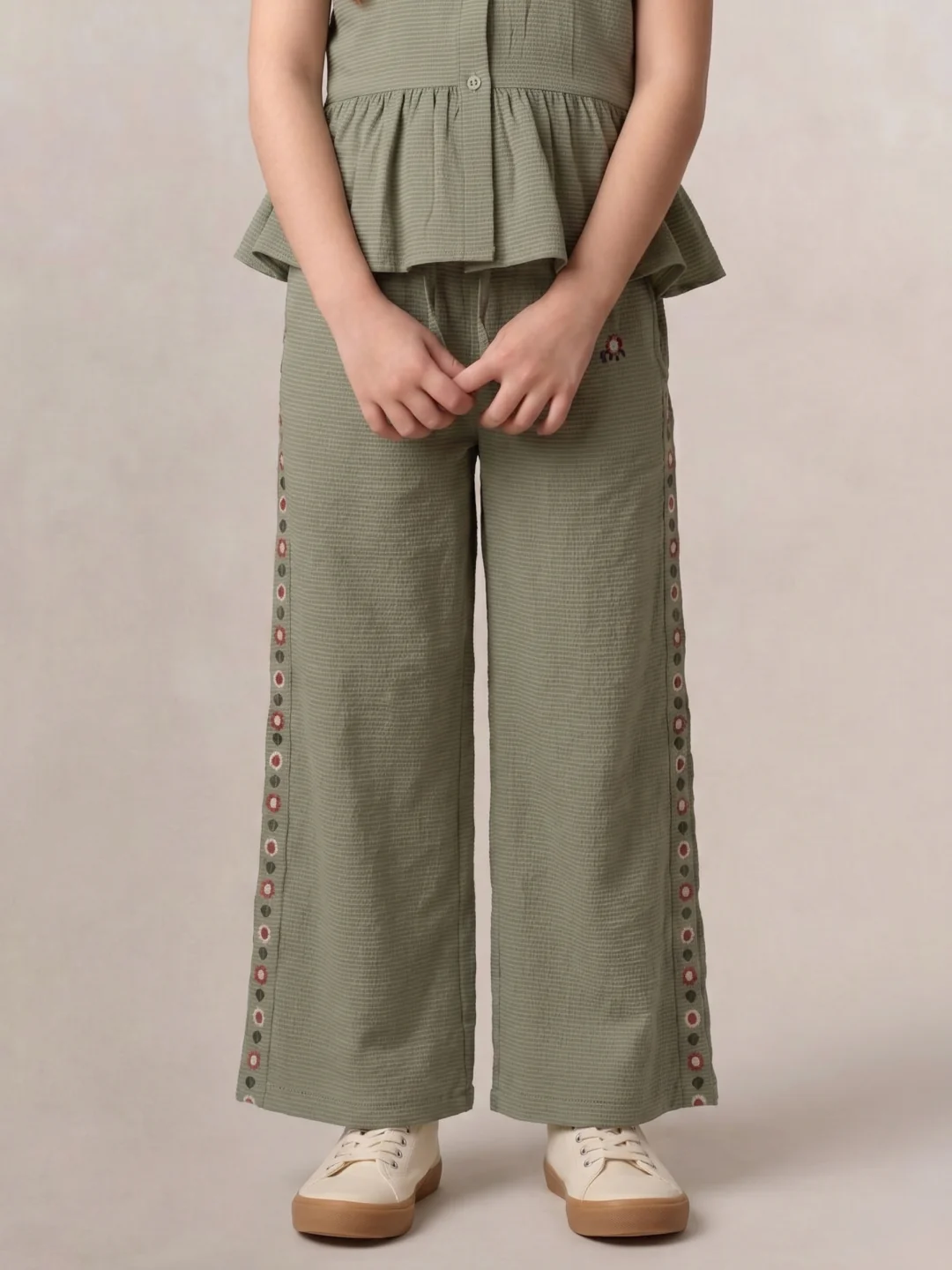 Elle Girls Green Embroidered Regular Fit Trouser - Image 2