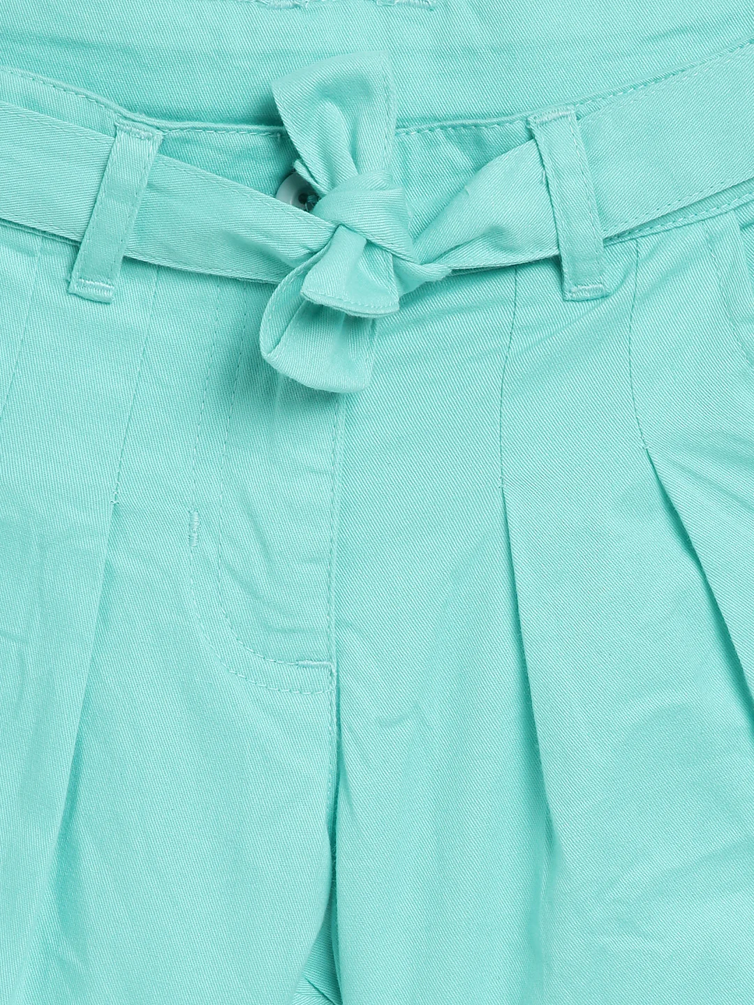 Elle Kids Girls Green Solid Regular Fit Shorts - Image 3