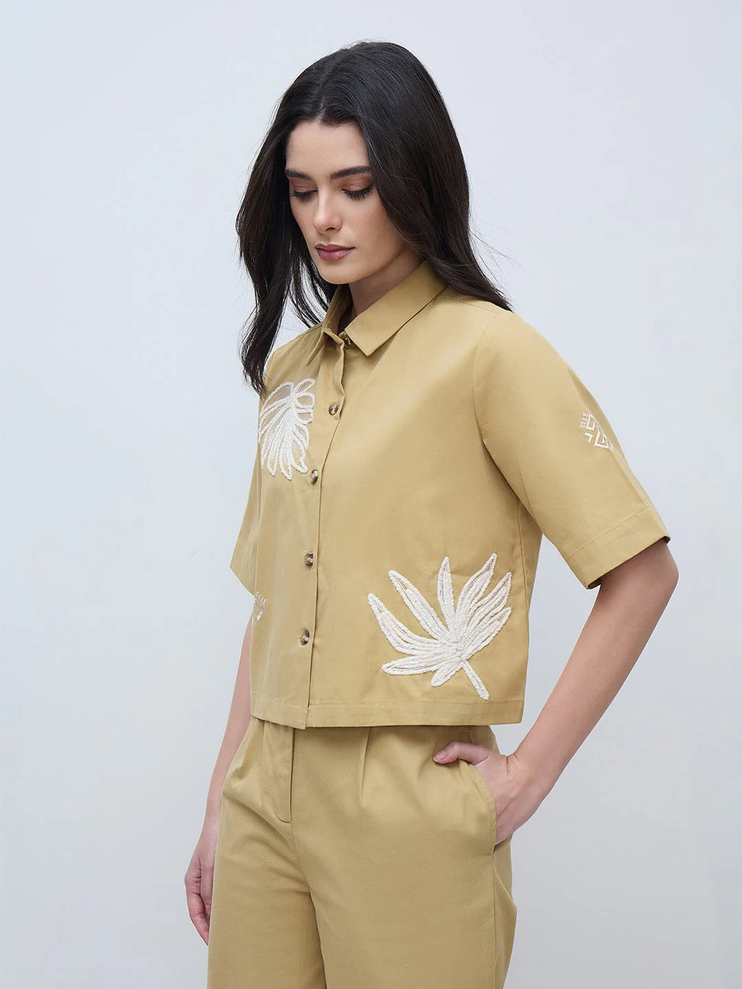 Elle Women Beige Printed Pure Cotton Collared Boxy Fit Top - Image 3