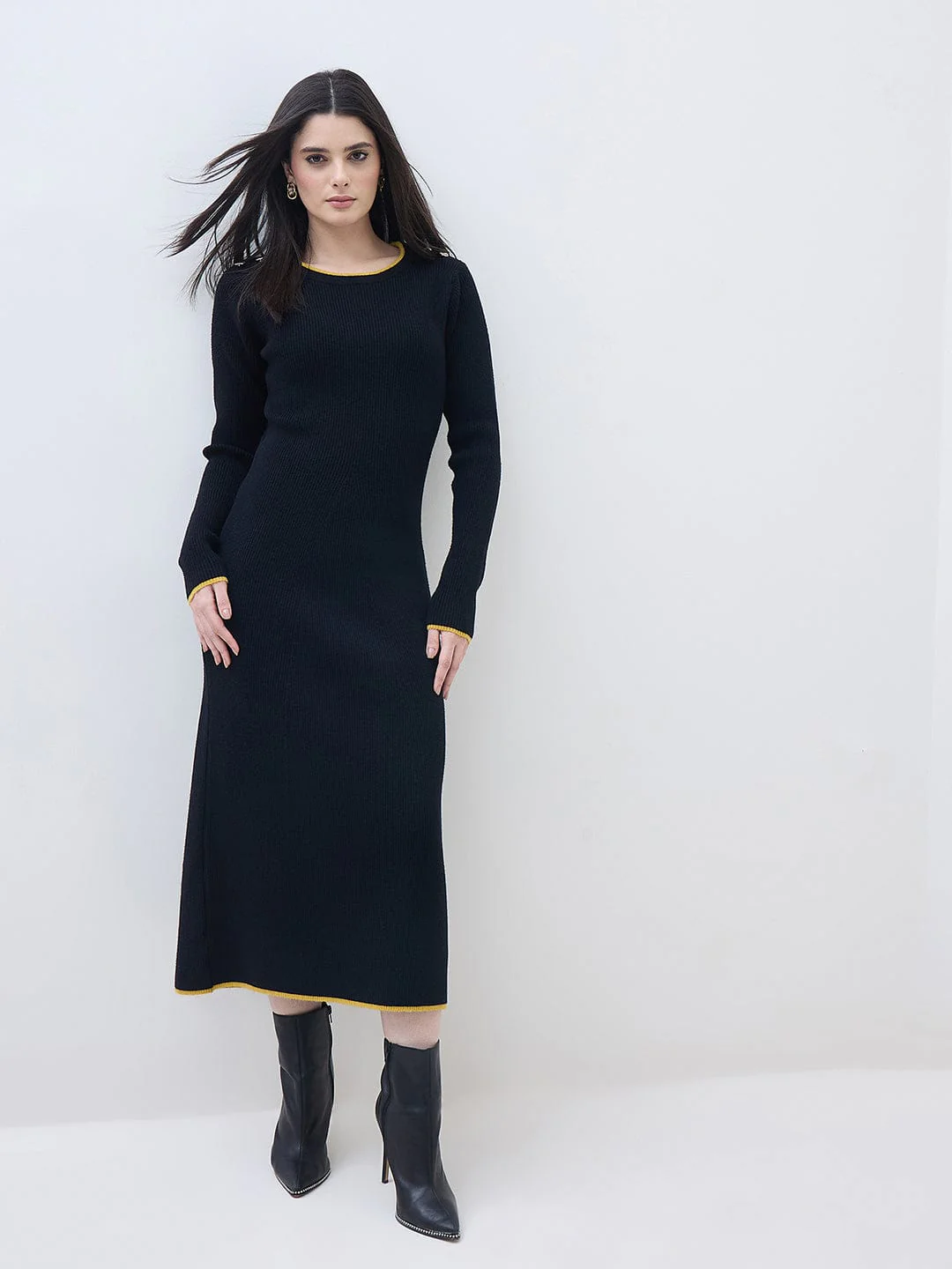 ELLE Women Black Textured Flared Fit Midi Dress
