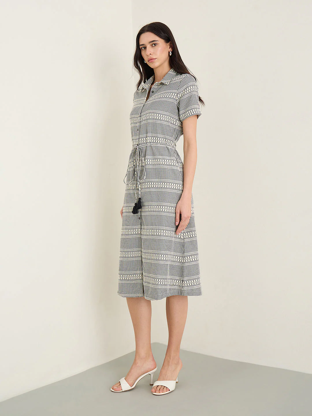 Elle Women Black Checked Relaxed Fit Dress - Image 3