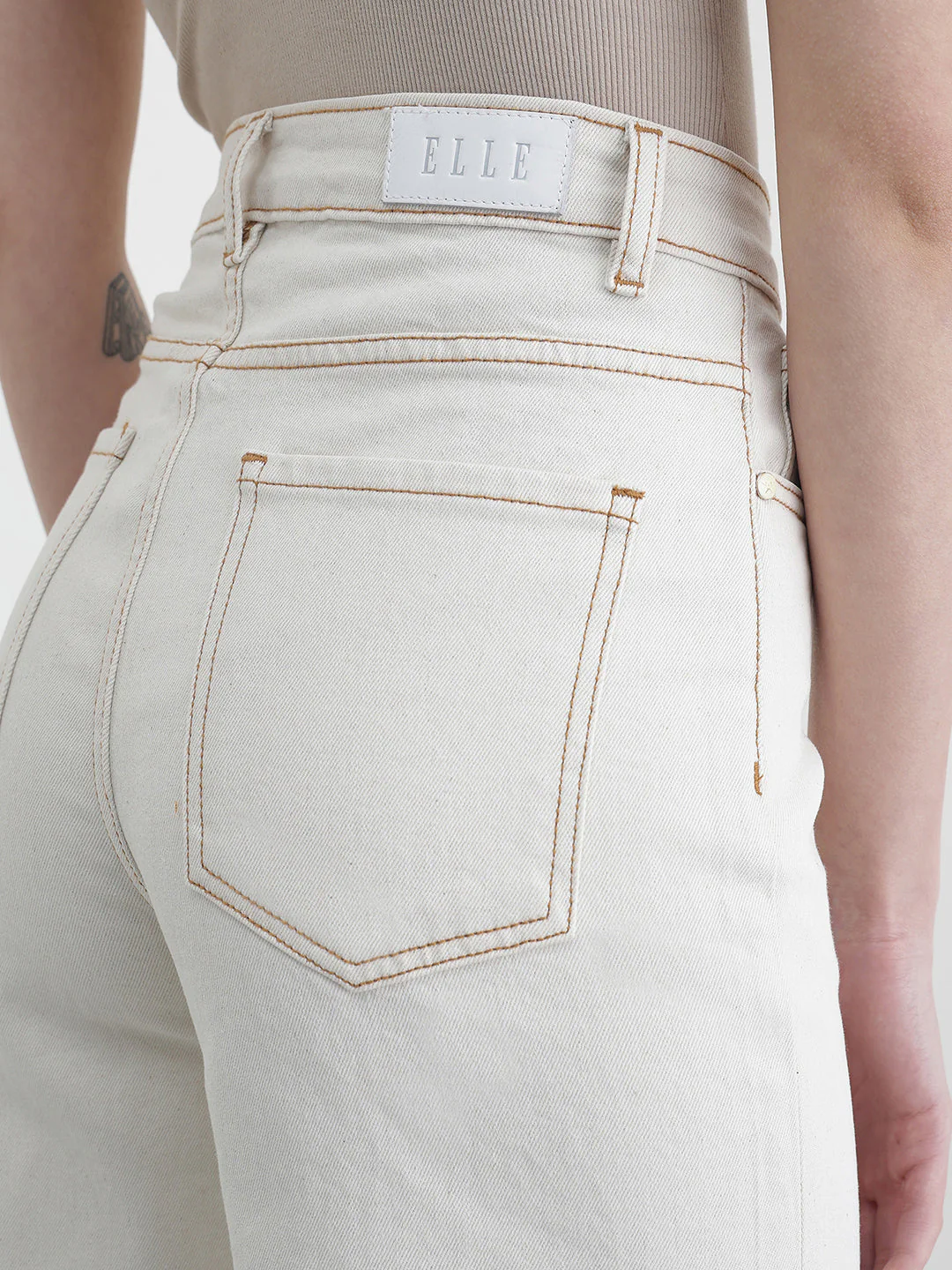 Elle Women White Solid Flared Fit Jeans - Image 5