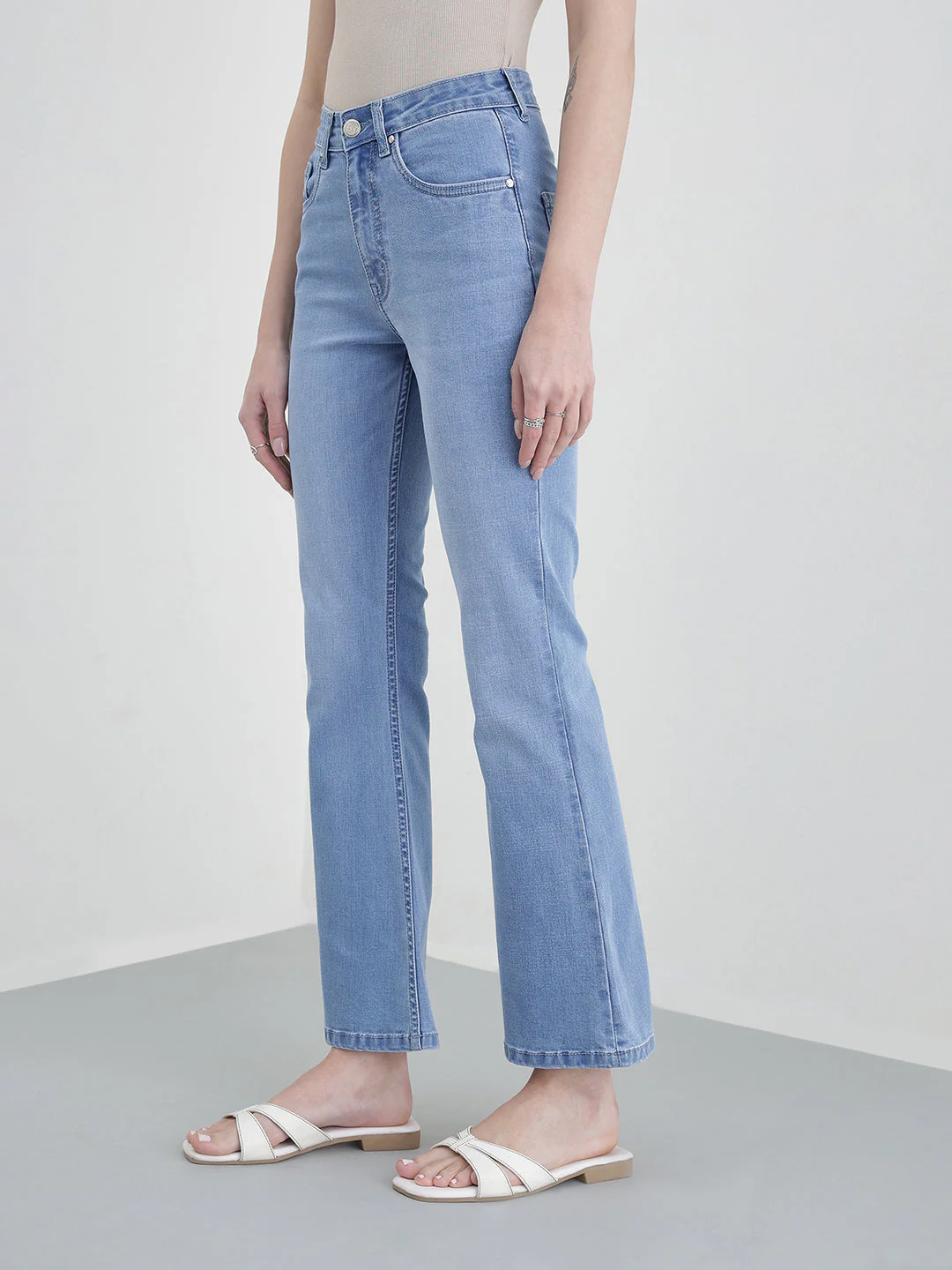 Elle Women Blue Solid Bootcut Fit Jeans - Image 3
