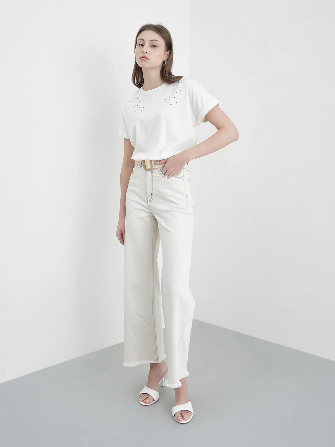 Elle Women White Solid Relaxed Fit Pure Cotton T-Shirt - Image 4