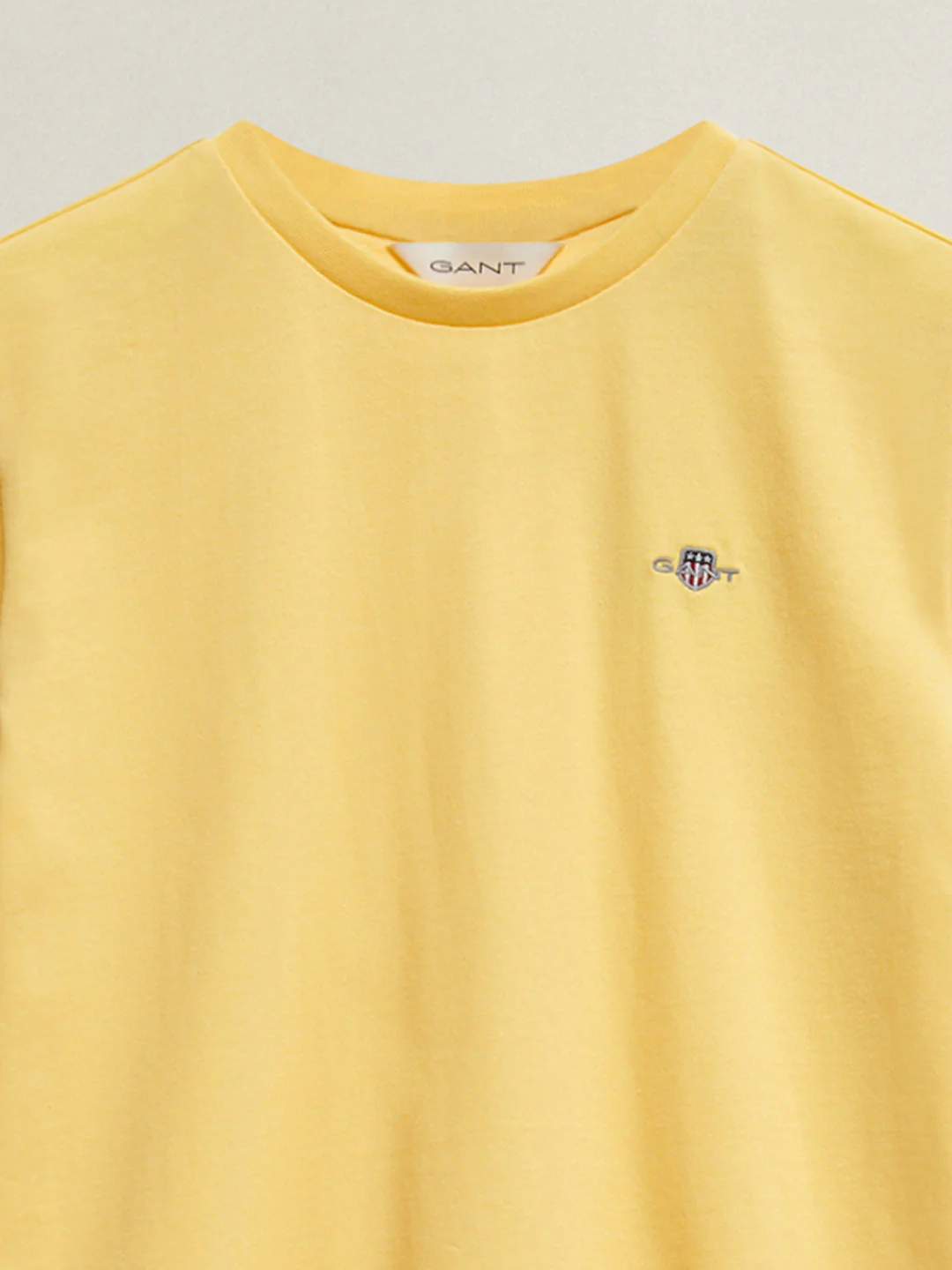 Gant Boys Yellow Solid Regular Fit T-Shirt - Image 2