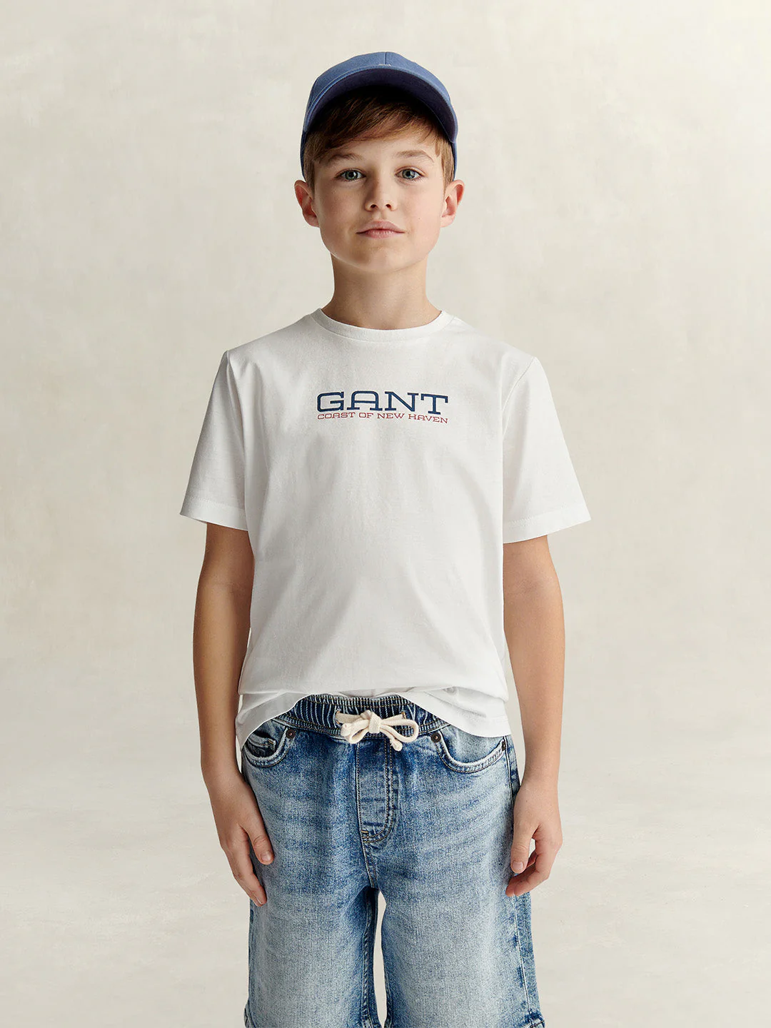Gant Boys White Printed Regular Fit Pure Cotton T-Shirt