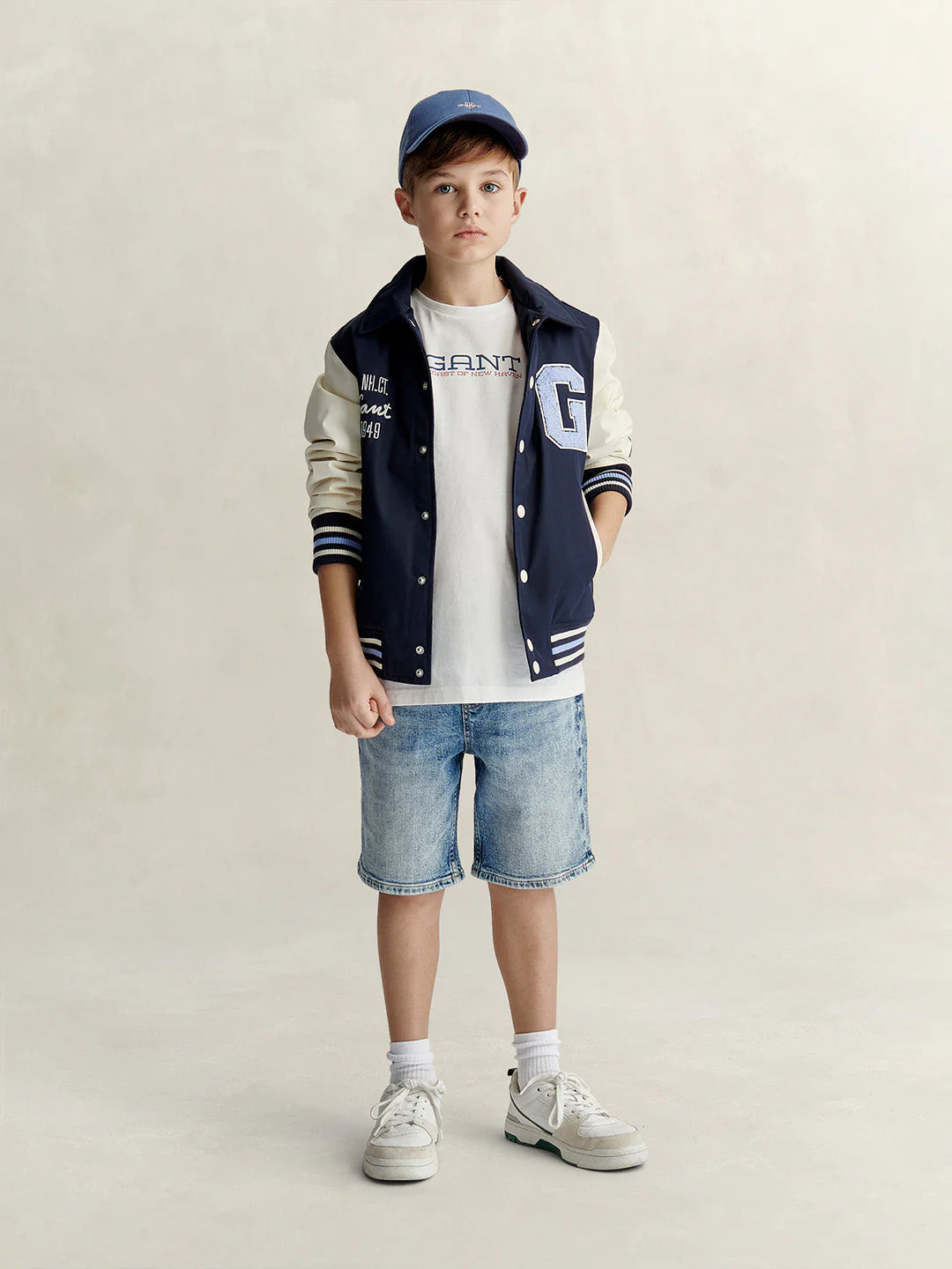 Gant Boys White Printed Regular Fit Pure Cotton T-Shirt - Image 6
