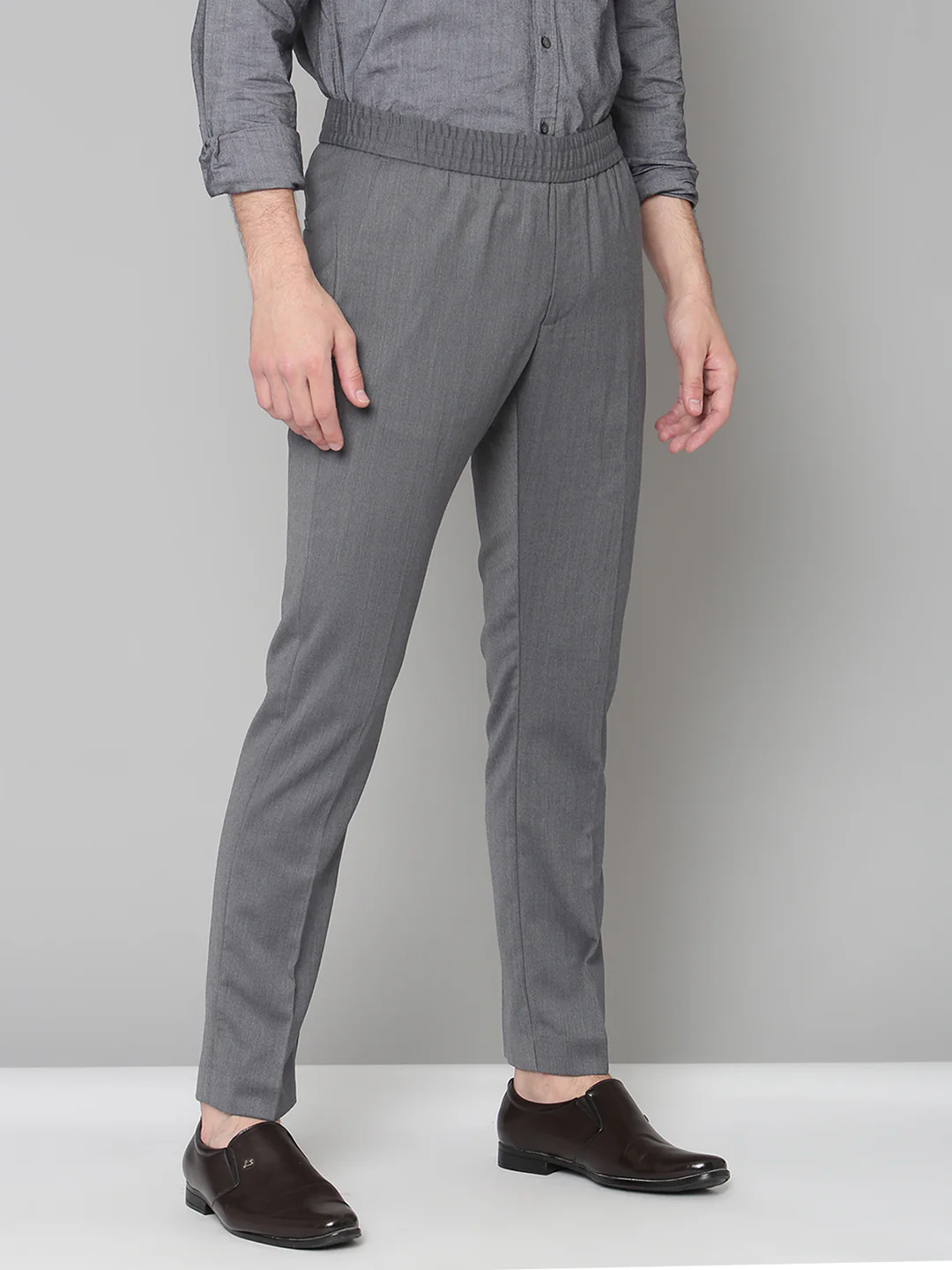 Gant Men Grey Solid Slim Fit Trouser - Image 3