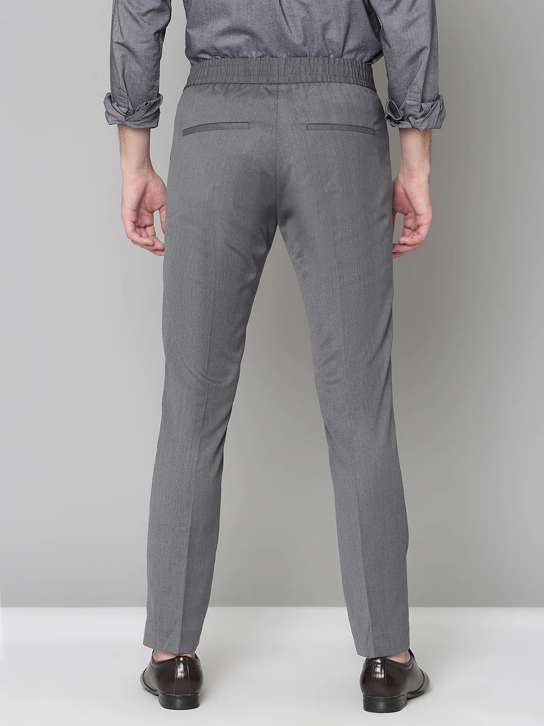 Gant Men Grey Solid Slim Fit Trouser - Image 4