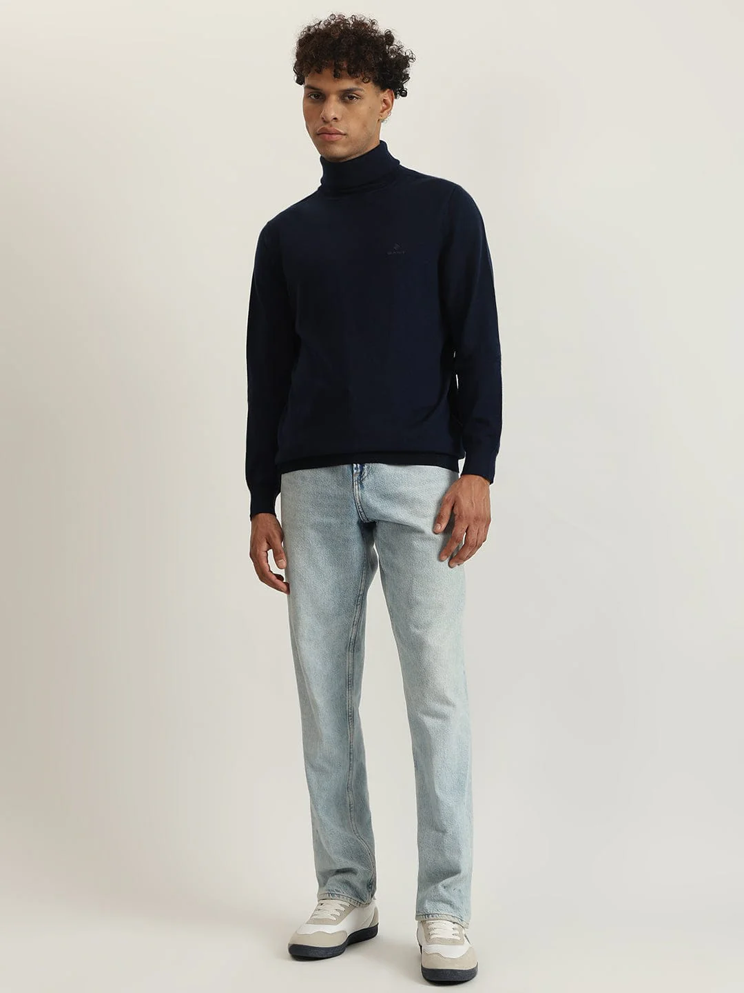 Gant Men Crew Neck Sweater - Image 4