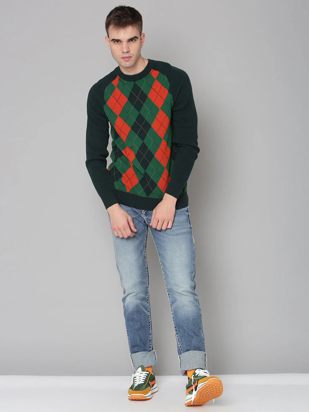 Gant Men Green Solid Round Neck Sweater - Image 6