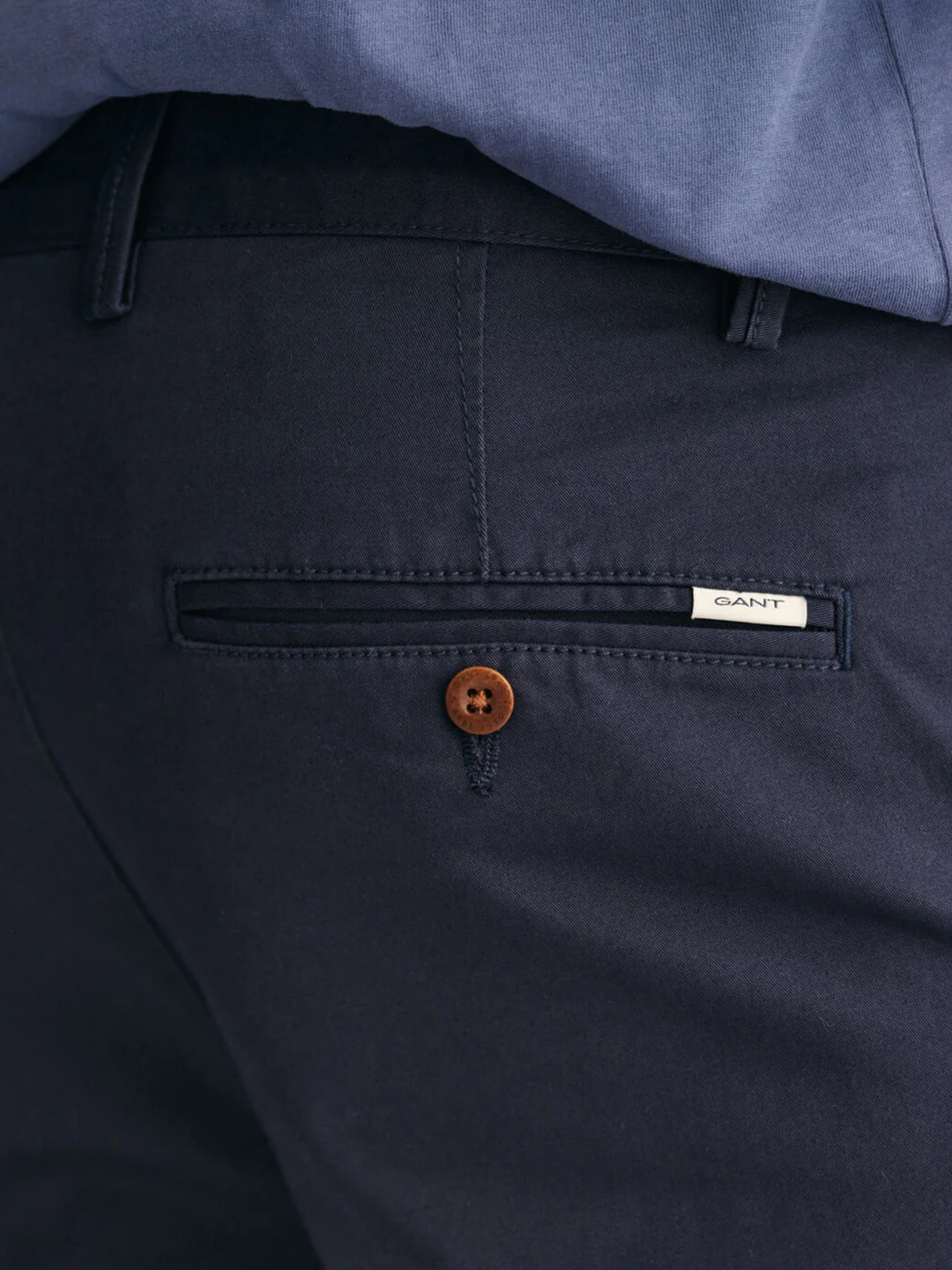 Gant Boys Navy Blue Solid Mid-rise Regular Fit Chino Shorts - Image 7