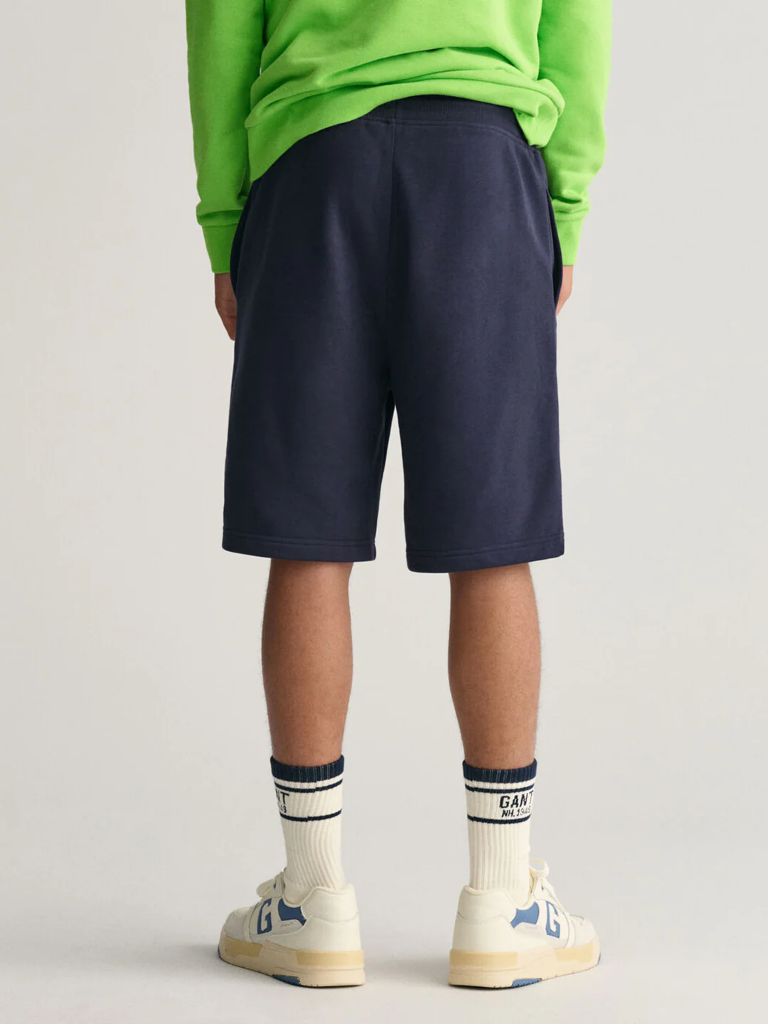 Gant Boys Navy Blue Solid Mid-rise Regular Fit Regular Shorts - Image 3