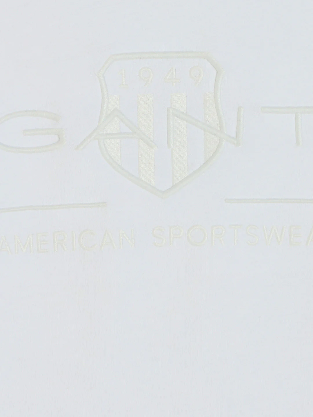 Gant Boys White Round Neck Short Sleeves T-Shirt - Image 4