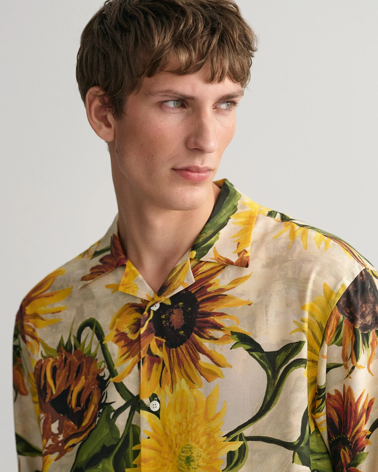 Gant Men Beige Printed Resort Collar Full Sleeves Shirt - Image 4