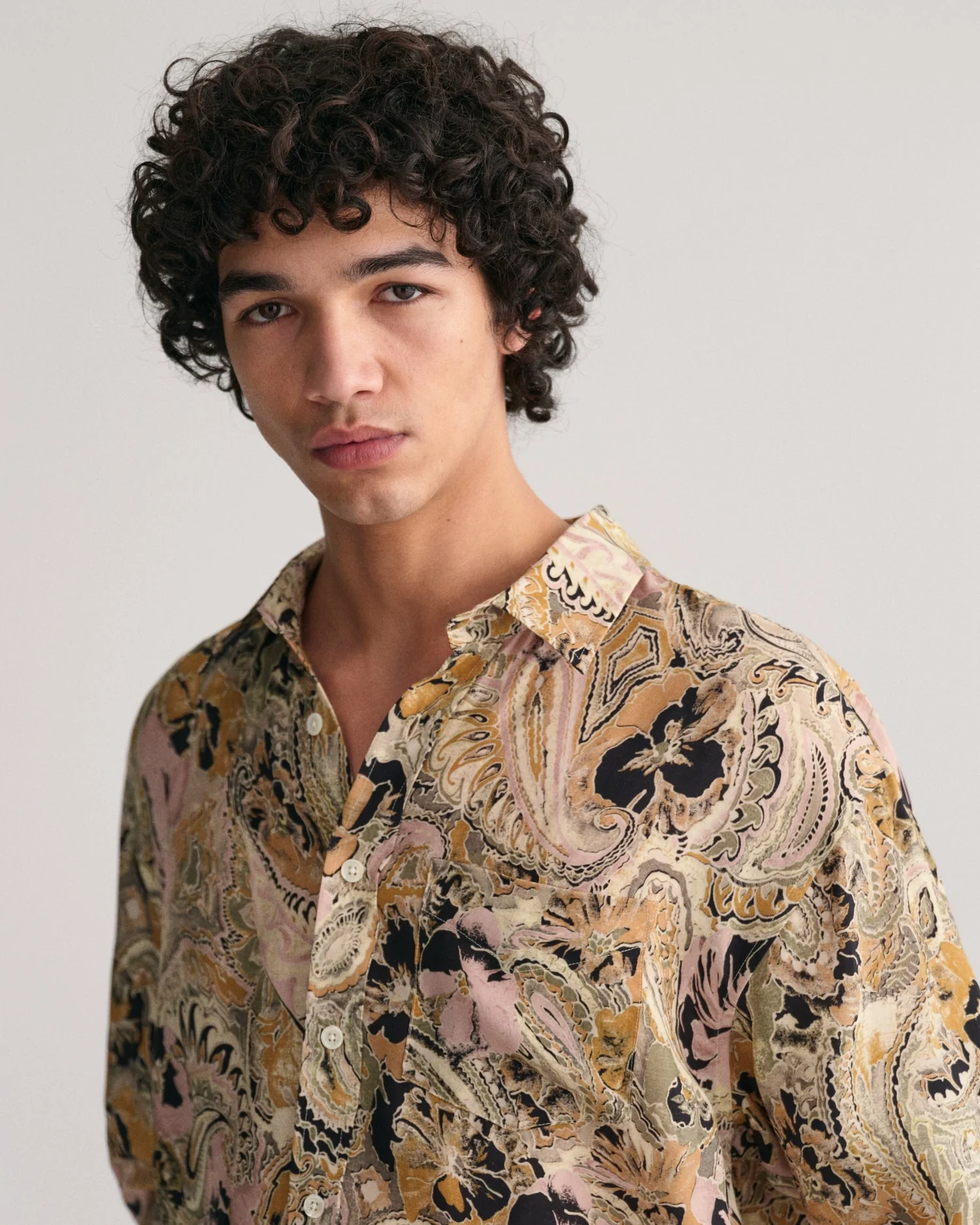 Gant Men Yellow Printed Spread Collar Full Sleeves Shirt - Image 3