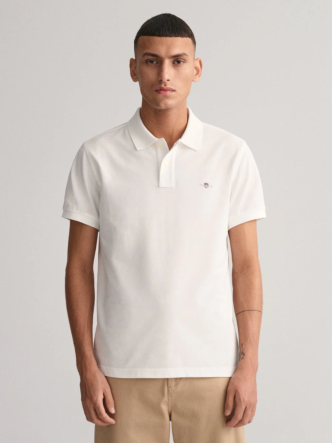 Gant Men White Solid Polo Collar Short Sleeves Tshirt