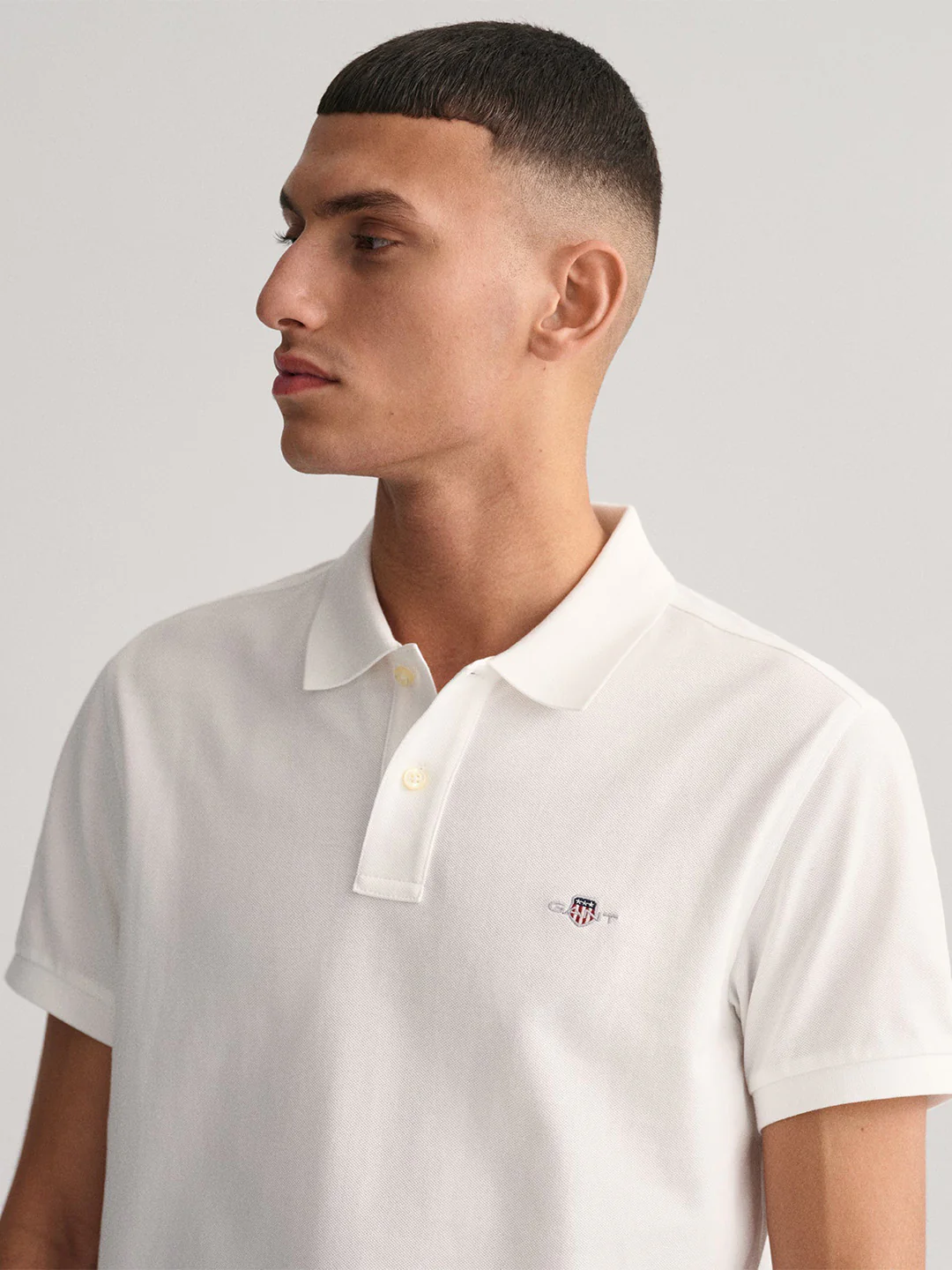 Gant Men White Solid Polo Collar Short Sleeves Tshirt - Image 3