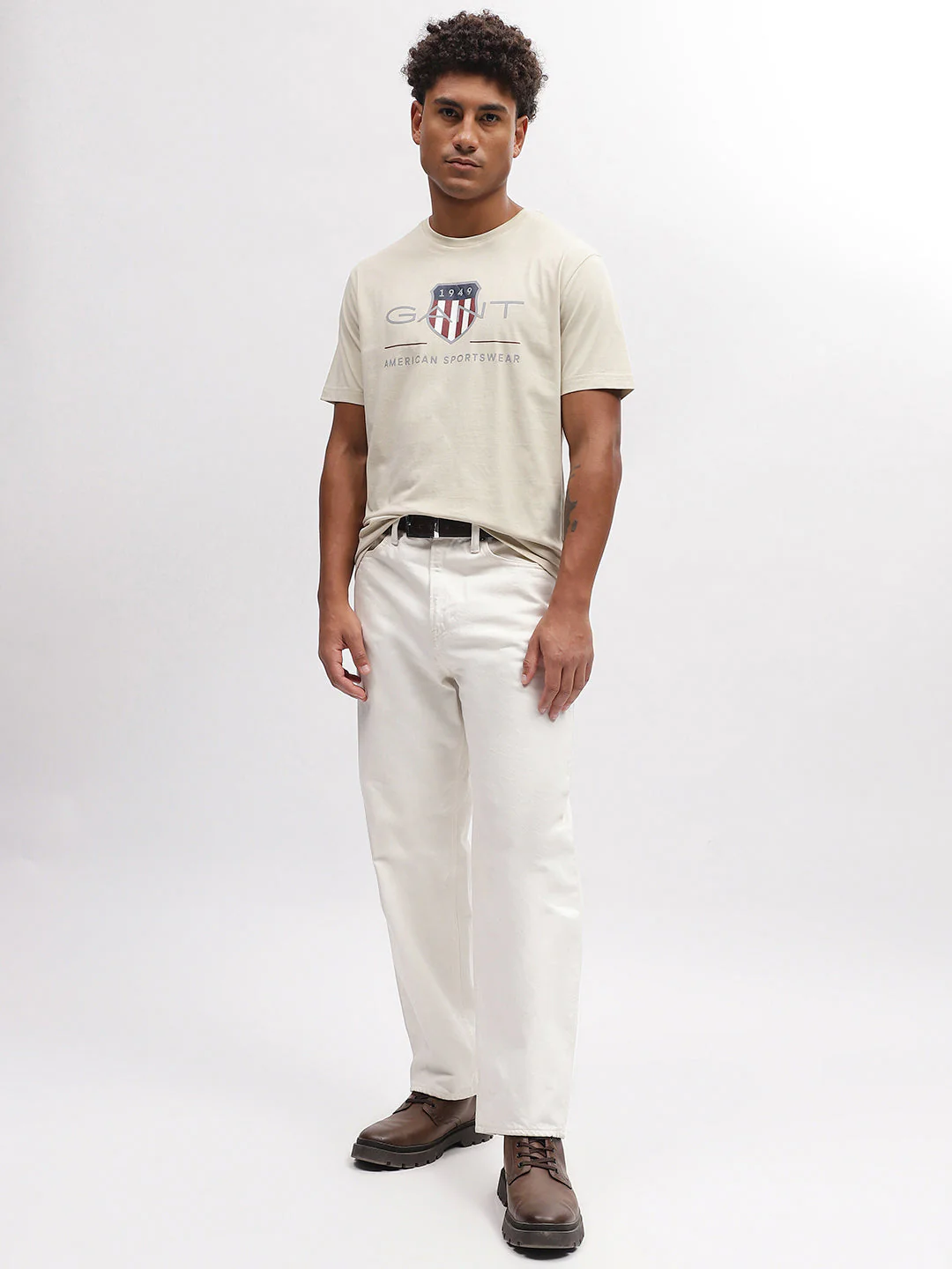 Gant Men Beige Solid Round Neck Short Sleeves Tshirt - Image 5