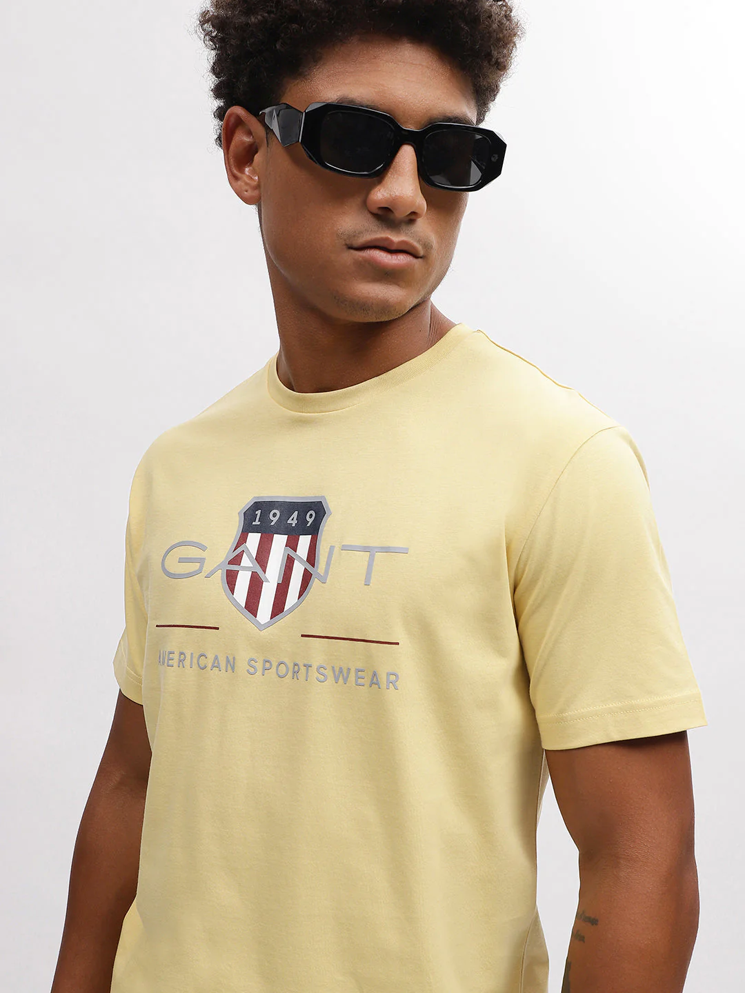 Gant Men Yellow Solid Round Neck Short Sleeves Tshirt - Image 2
