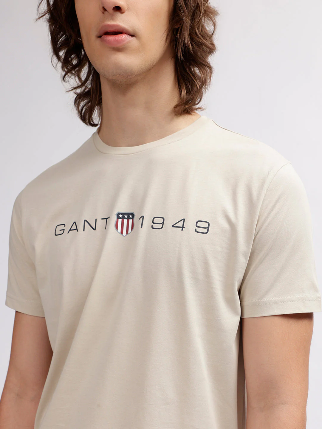 Gant Men Beige Solid Round Neck Short Sleeves Tshirt - Image 6