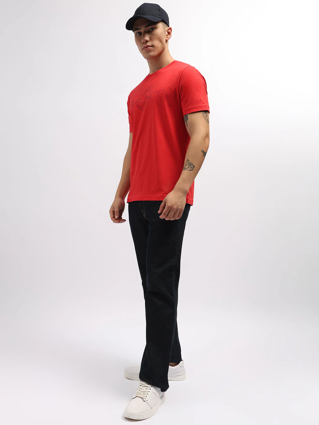 Gant Men Red Printed Round Neck Short Sleeves Tshirt - Image 5