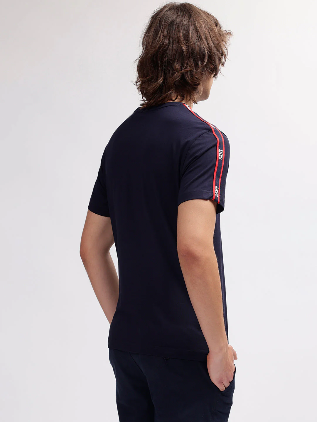 Gant Men Navy Blue Solid Round Neck Short Sleeves Tshirt - Image 4