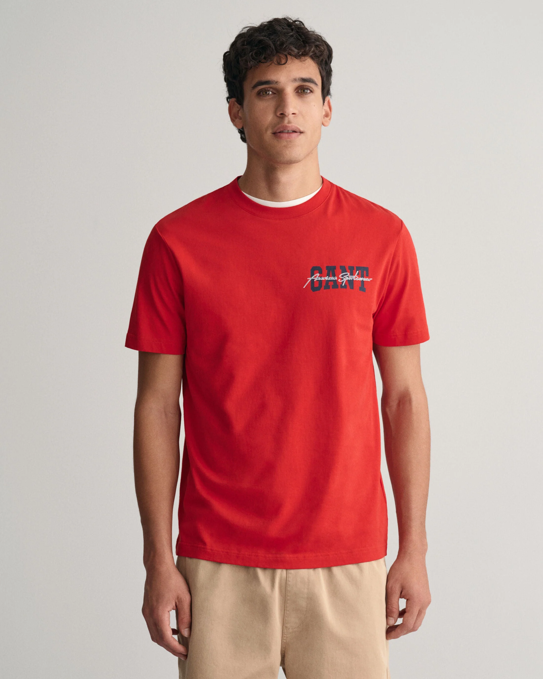Gant Men Red Solid Round Neck Short Sleeves Tshirt