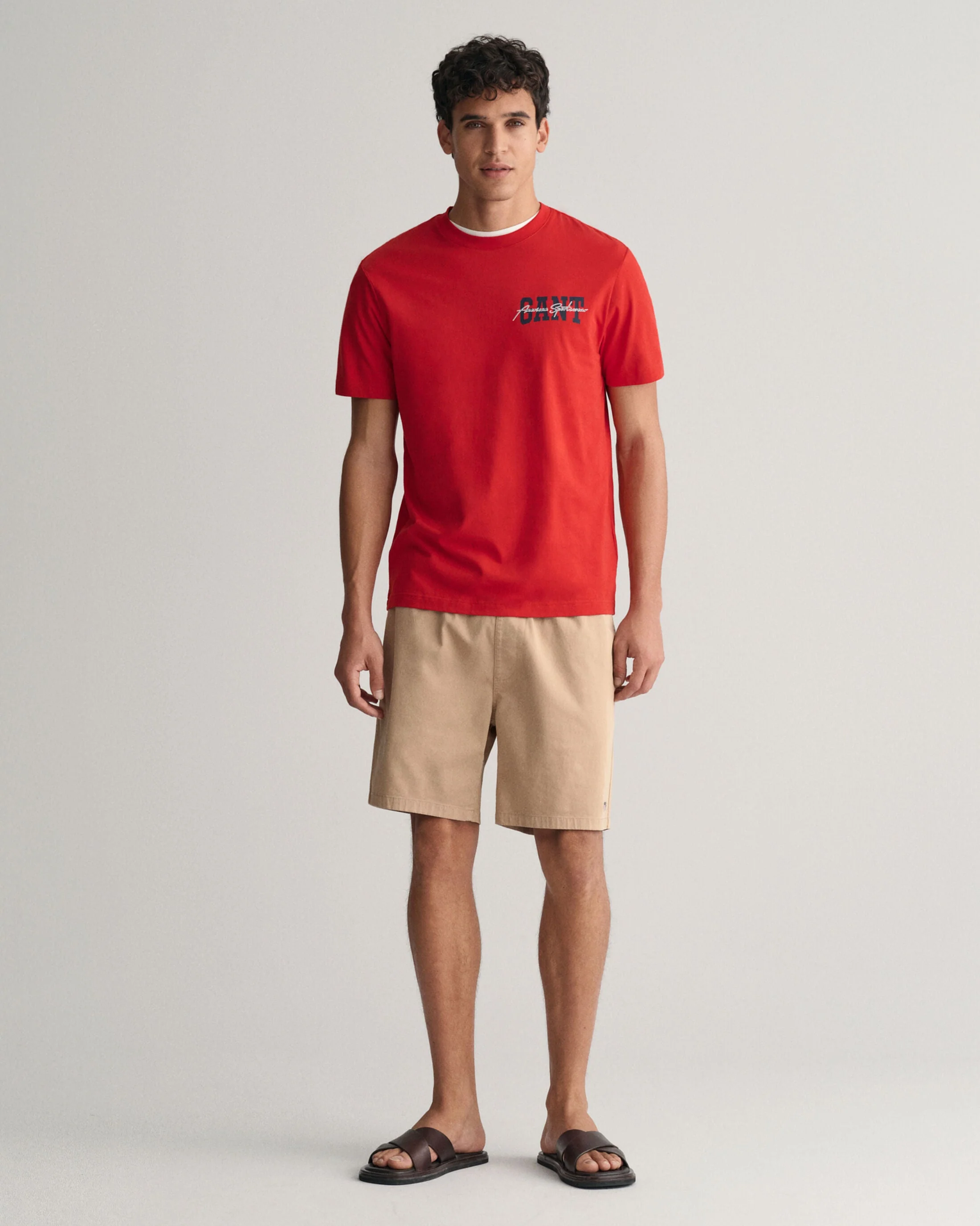 Gant Men Red Solid Round Neck Short Sleeves Tshirt - Image 2