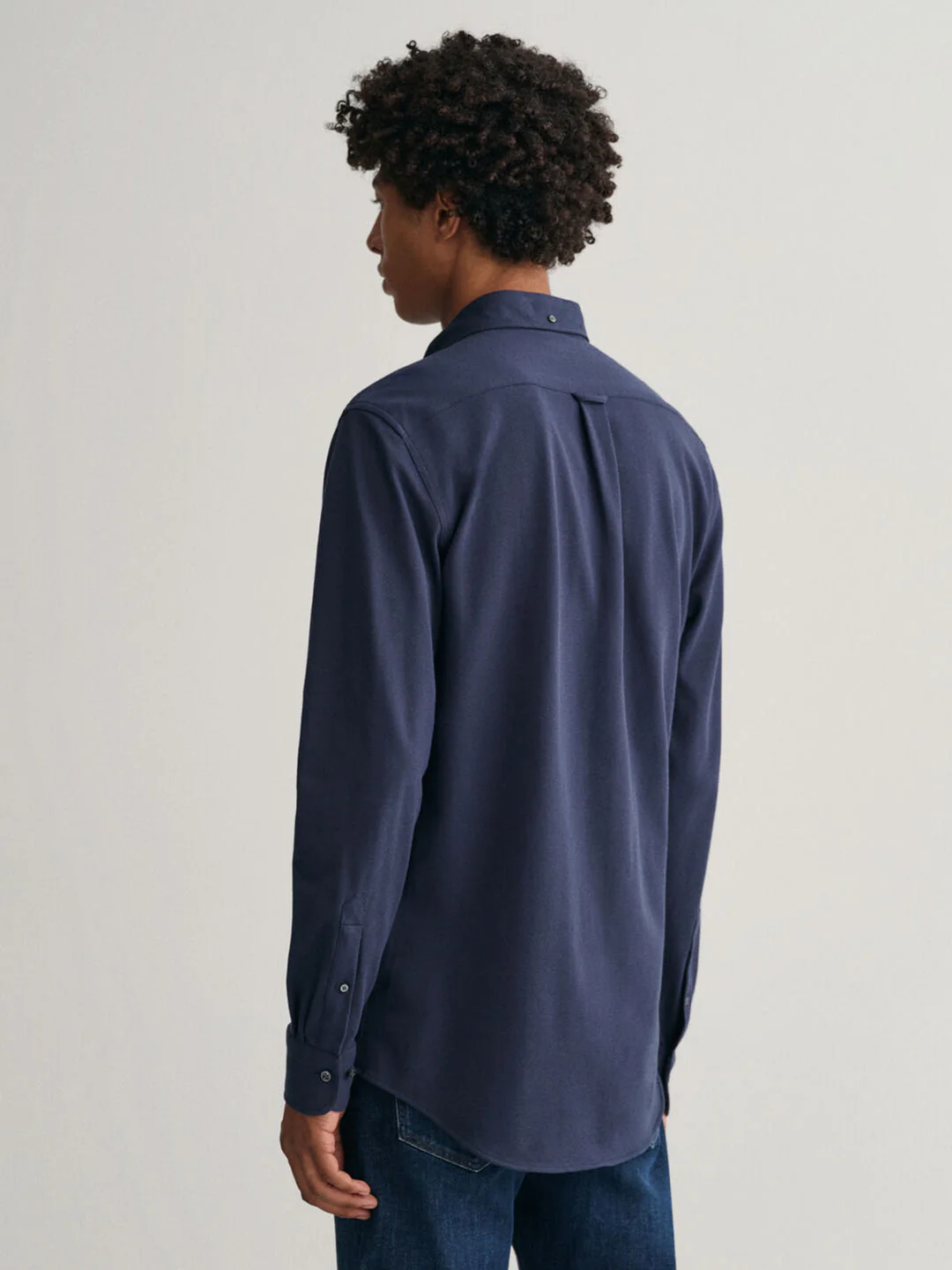 Gant Men Navy Blue Solid Button-down Collar Long Sleeves Shirt - Image 2