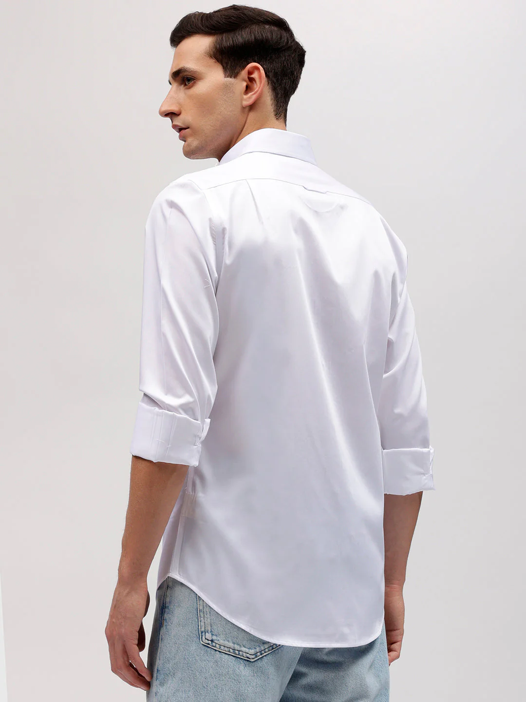 Gant Men White Solid Spread Collar Full Sleeves Shirt - Image 4