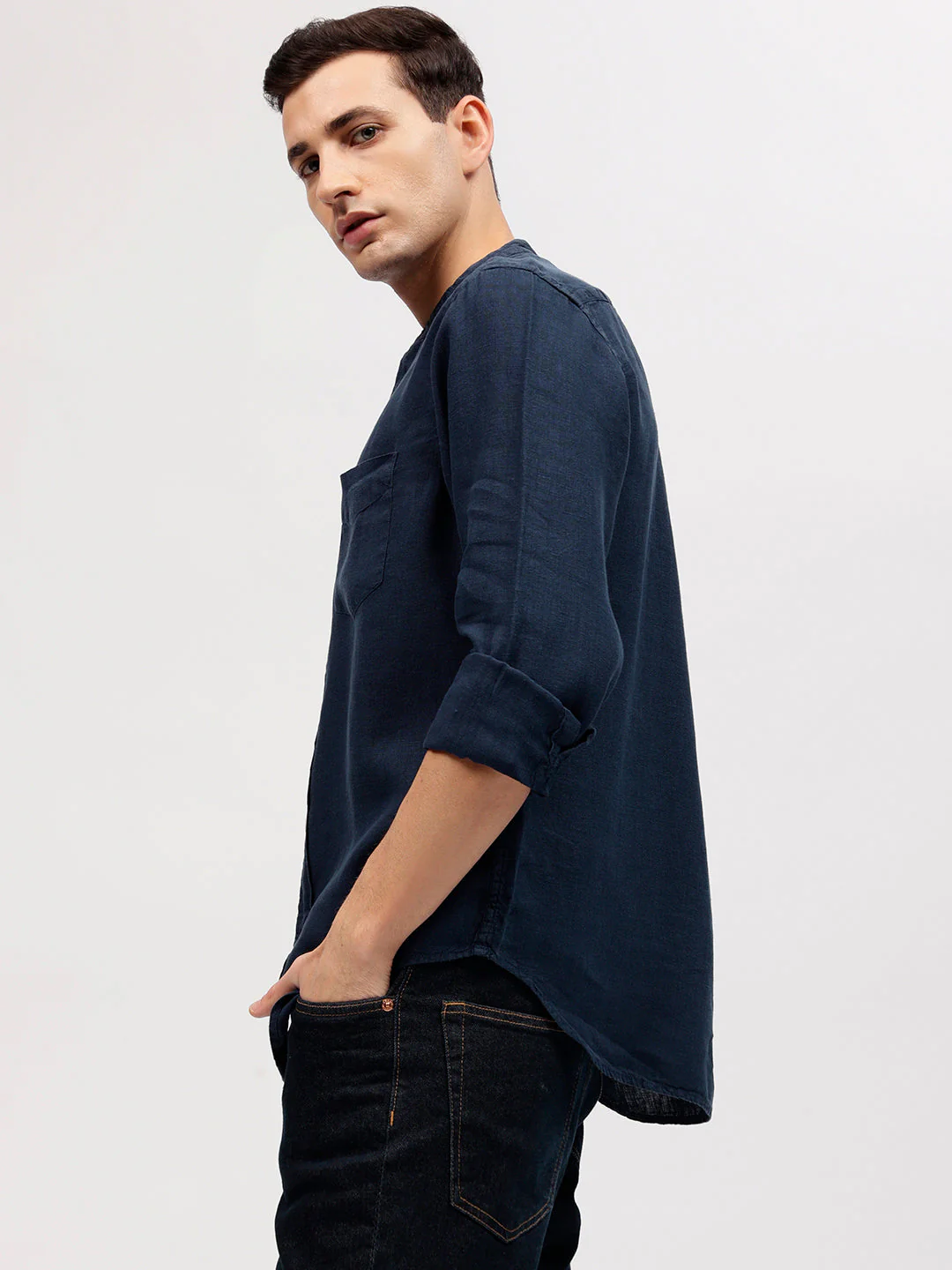 Gant Men Blue Regular Fit Solid Linen Shirt - Image 3